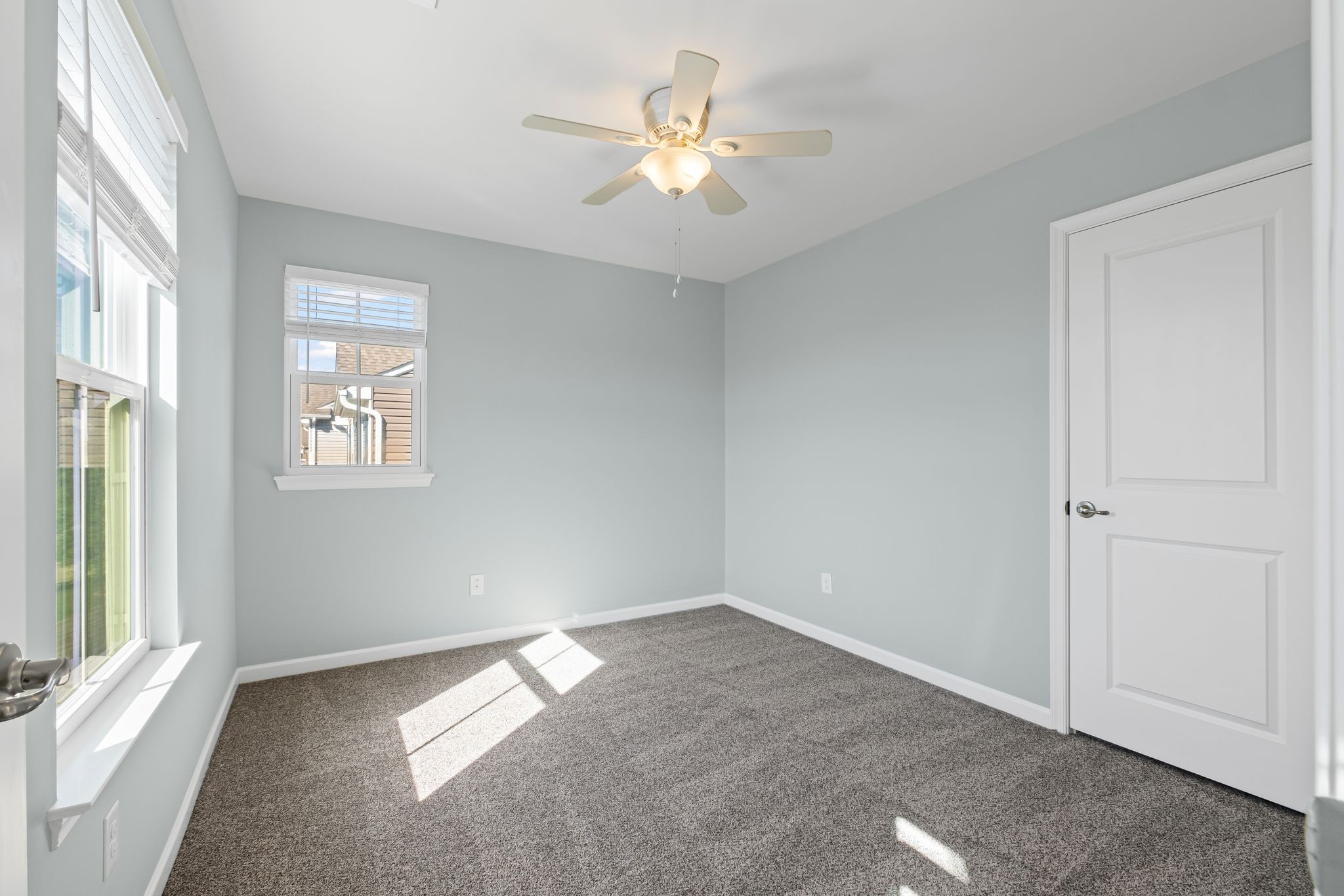 1745 Eastwick Ln Property Photo 24