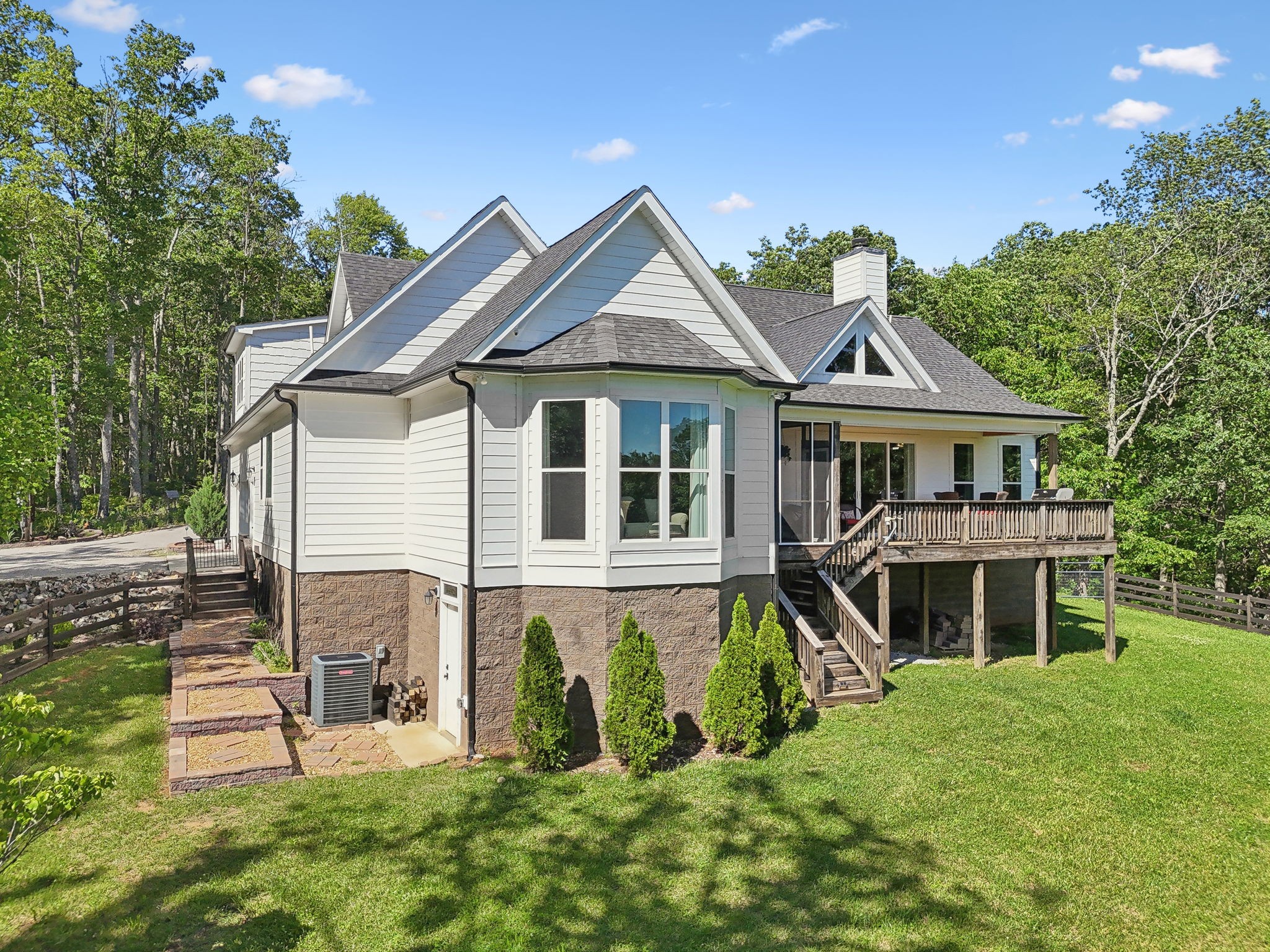 202 Sunset Bluff Dr Property Photo 64