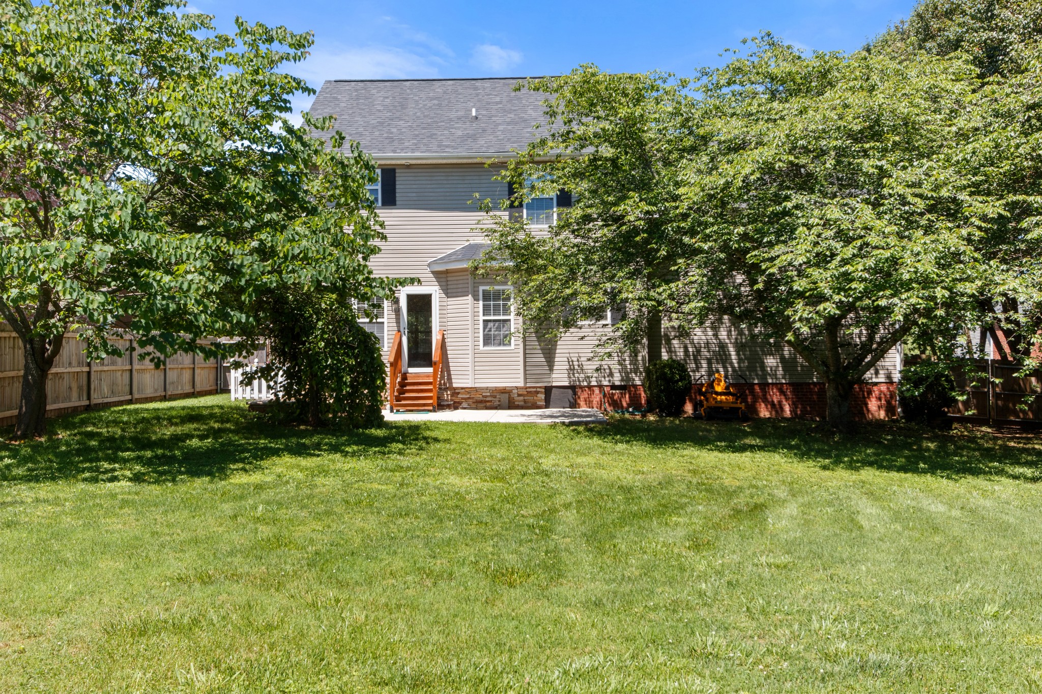 2905 Burtonwood Dr Property Photo 35