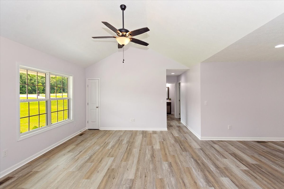 1161 Honey Ln Property Photo 5