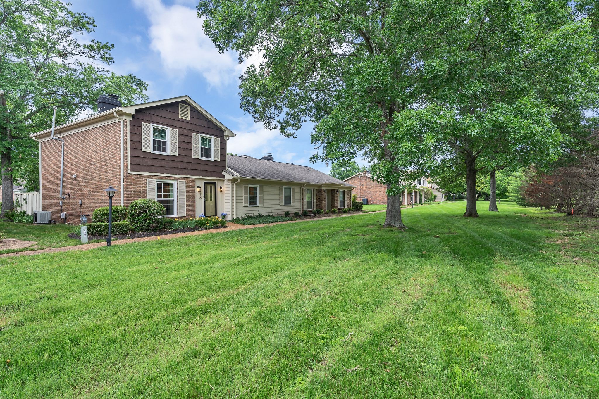 134 Boxwood Dr Property Photo 3