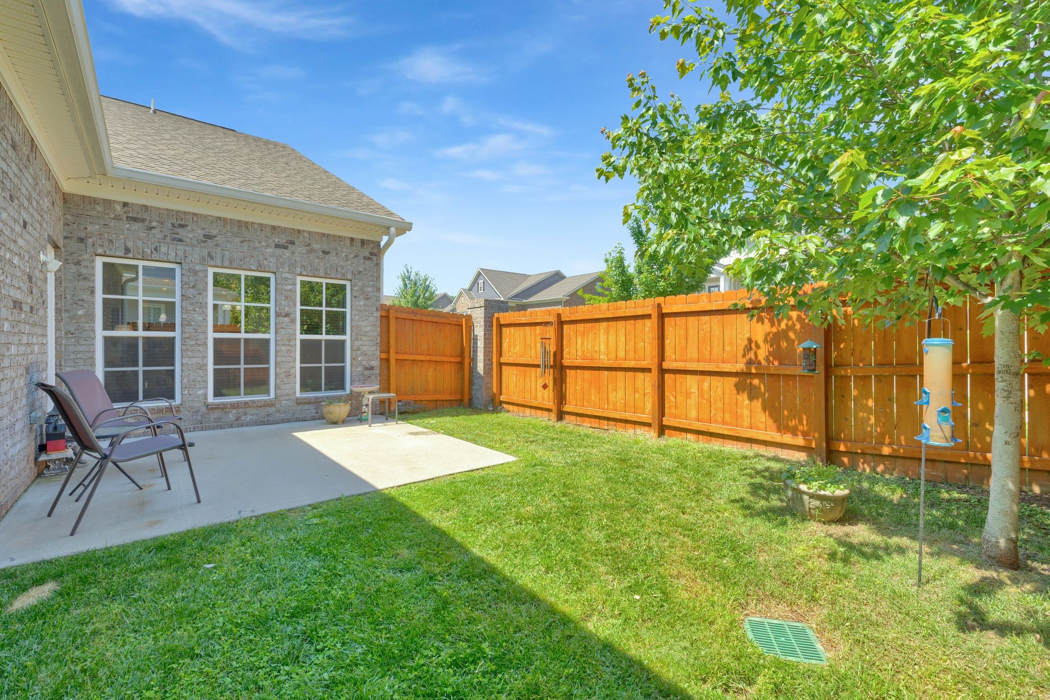 1596 Winding Creek Dr Property Photo 6