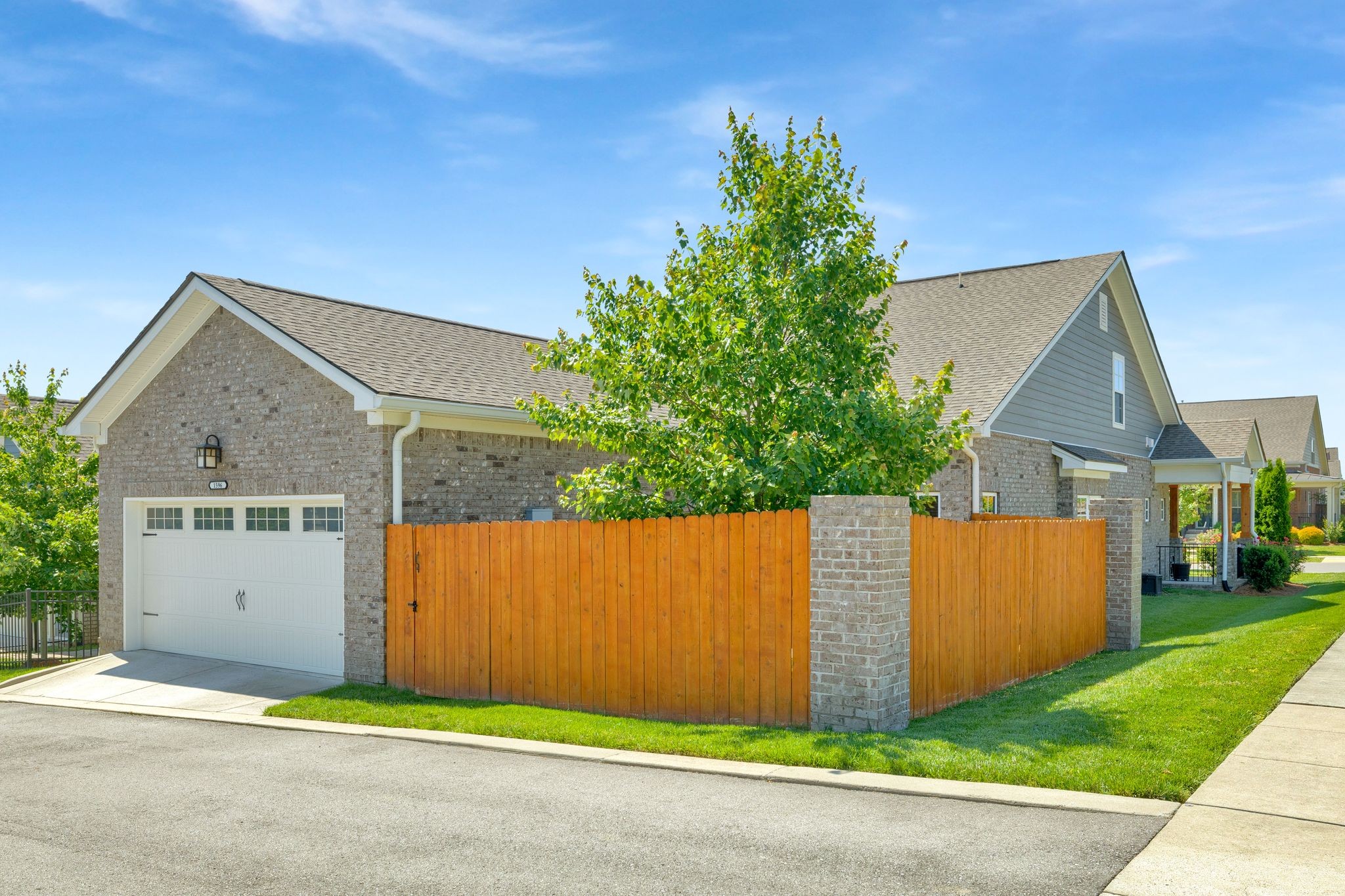 1596 Winding Creek Dr Property Photo 7
