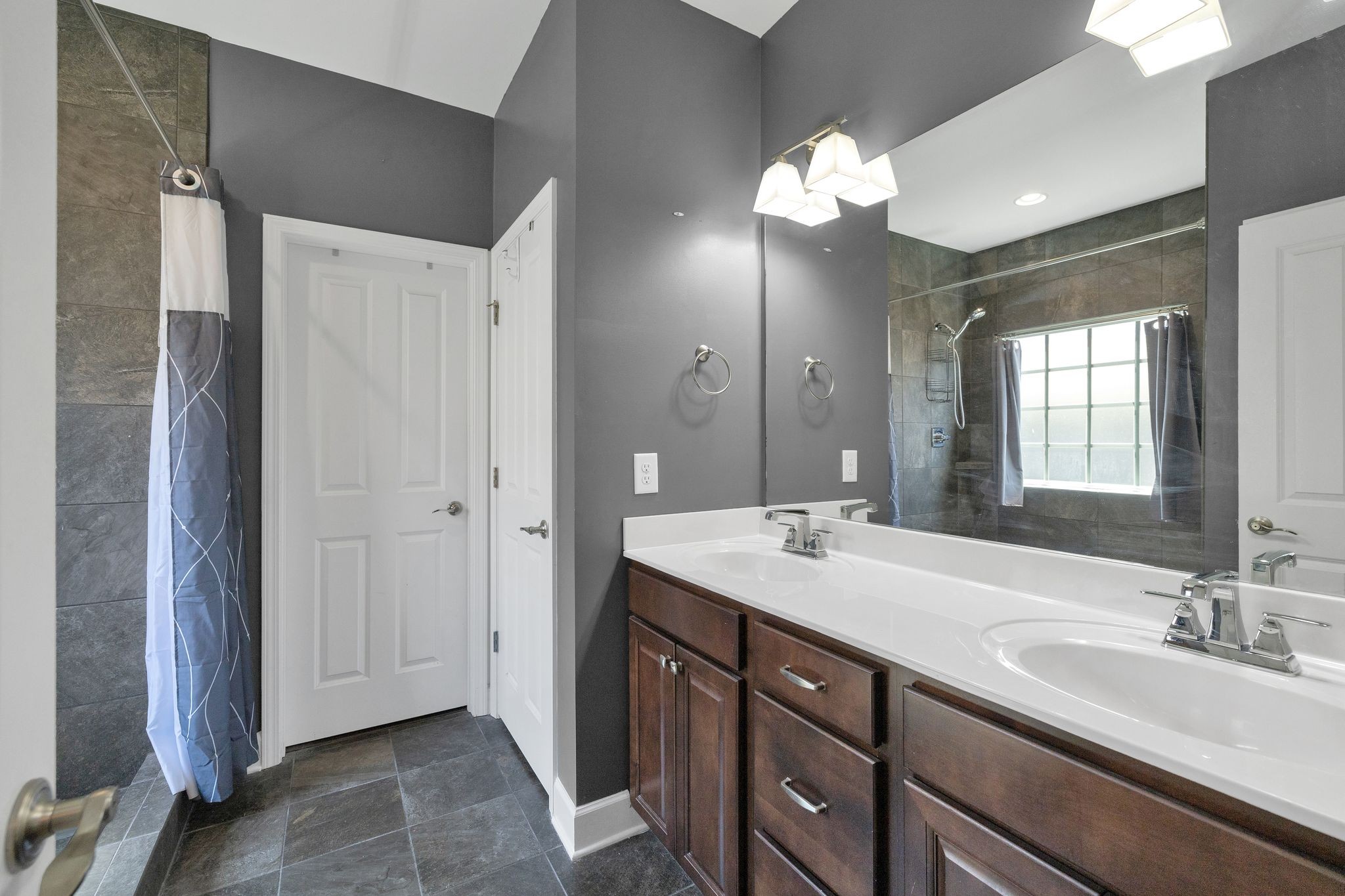1596 Winding Creek Dr Property Photo 20