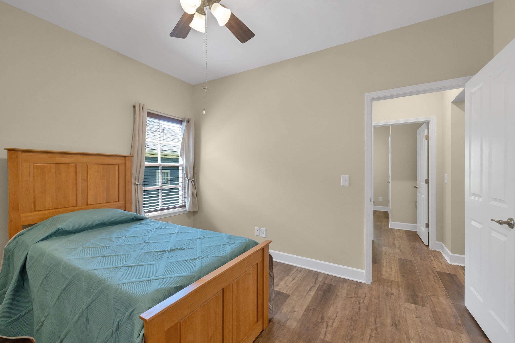 1596 Winding Creek Dr Property Photo 21