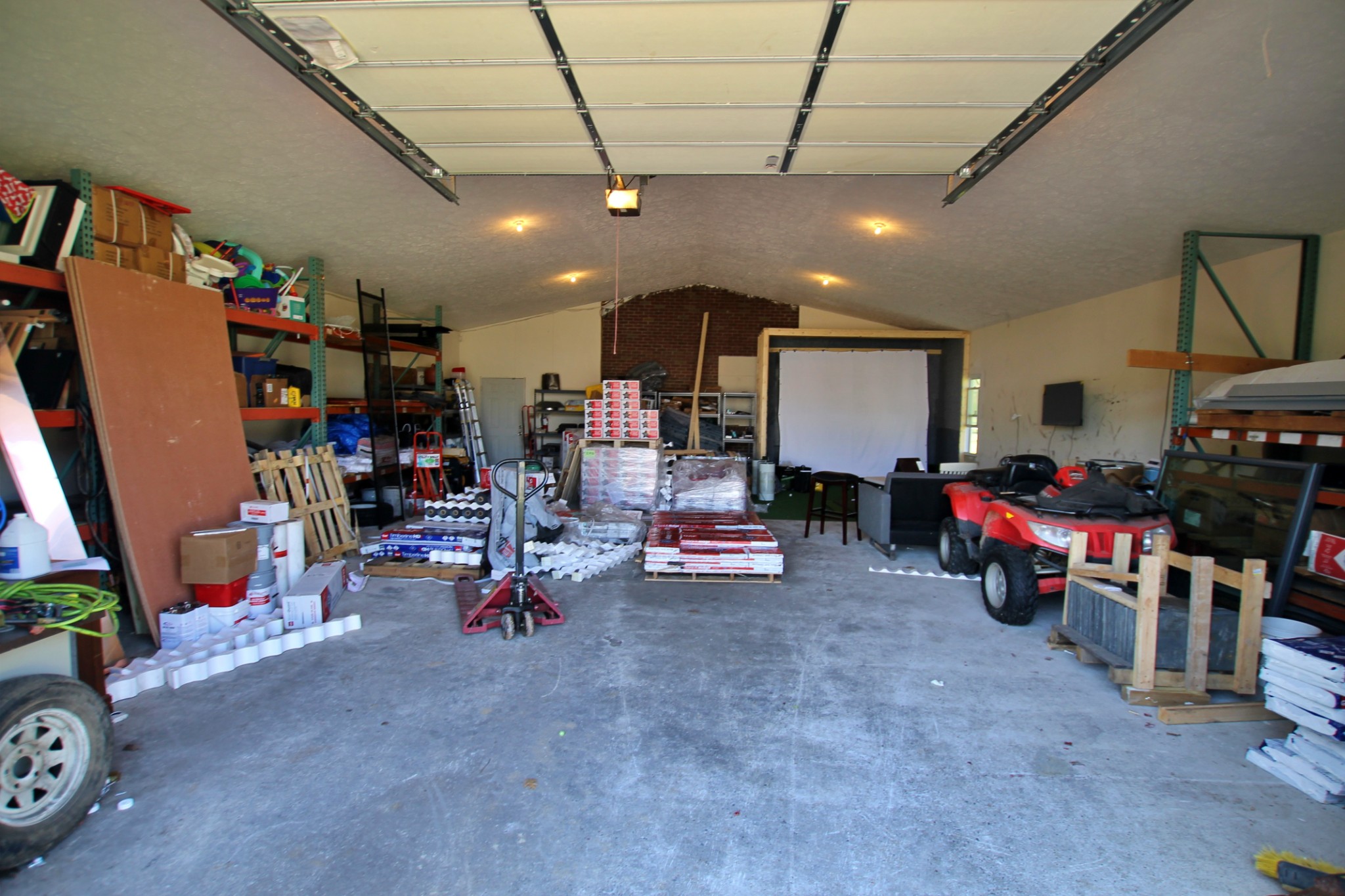1063 Louisville Hwy Property Photo 14