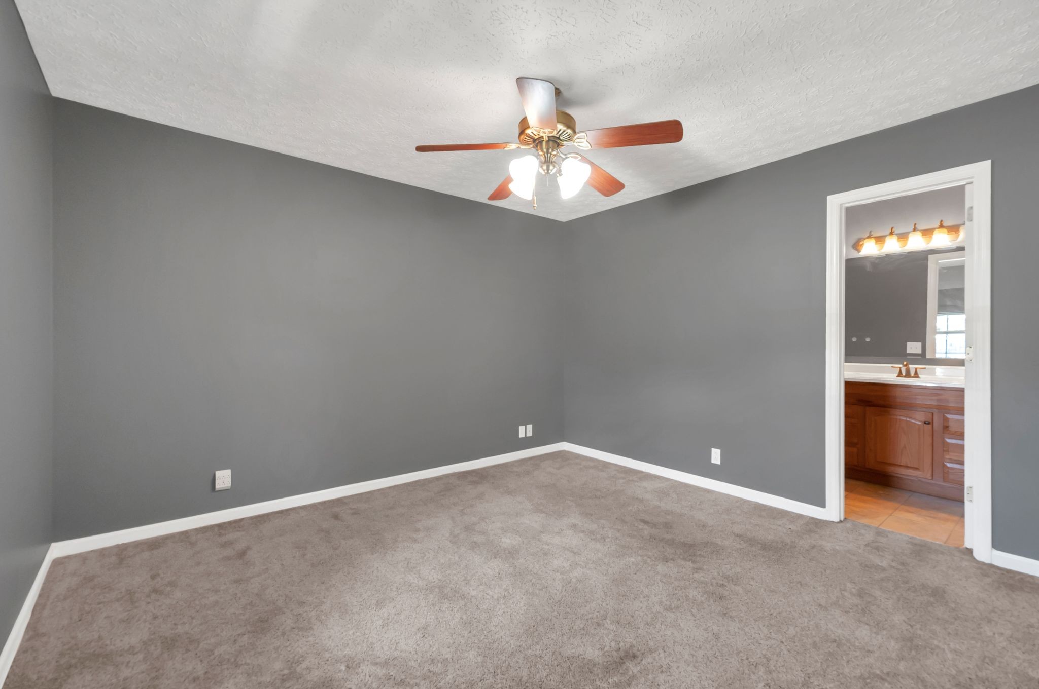 7108 Gregory Ct Property Photo 16