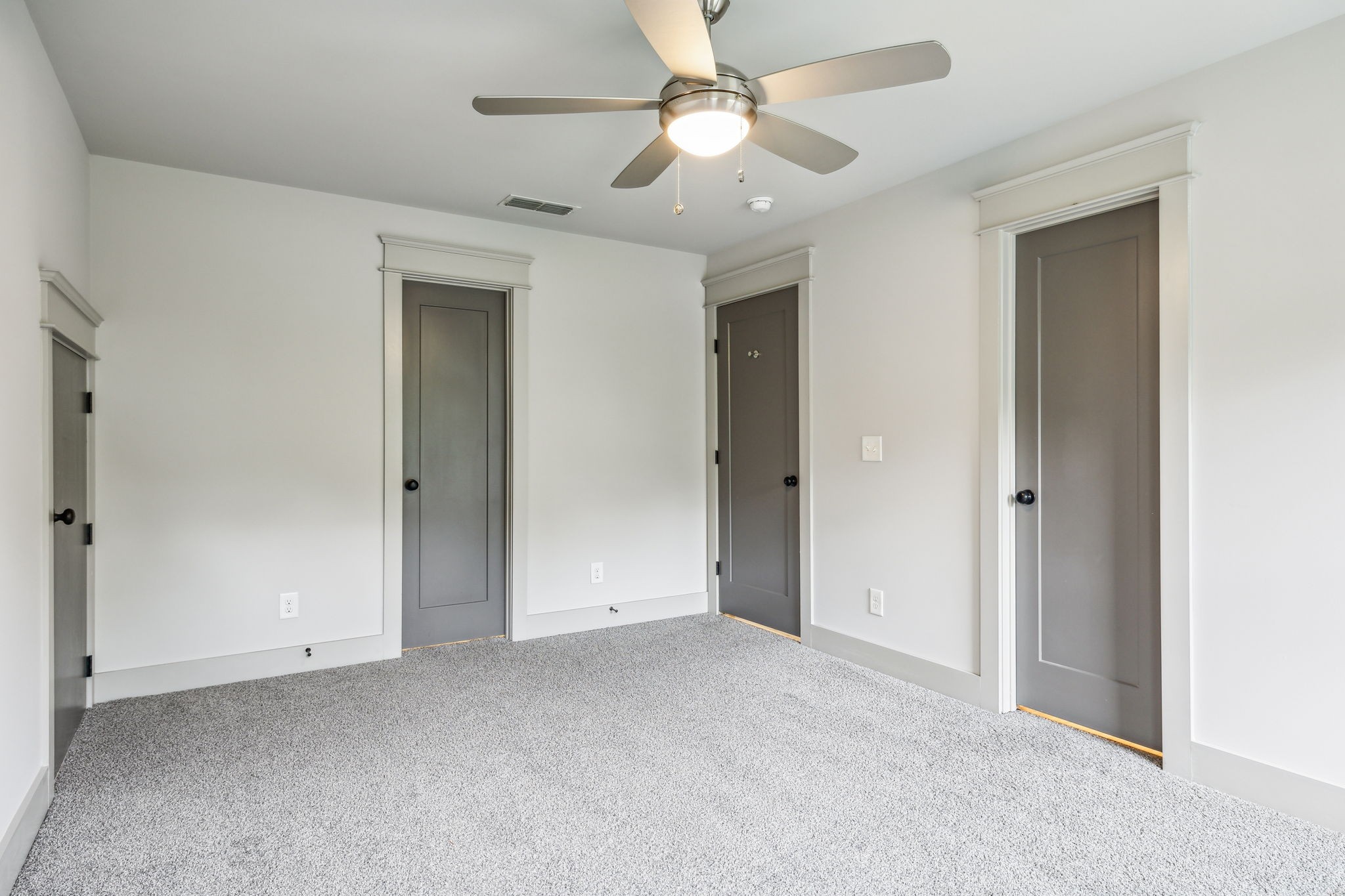 1203 Chester Ave Property Photo 24