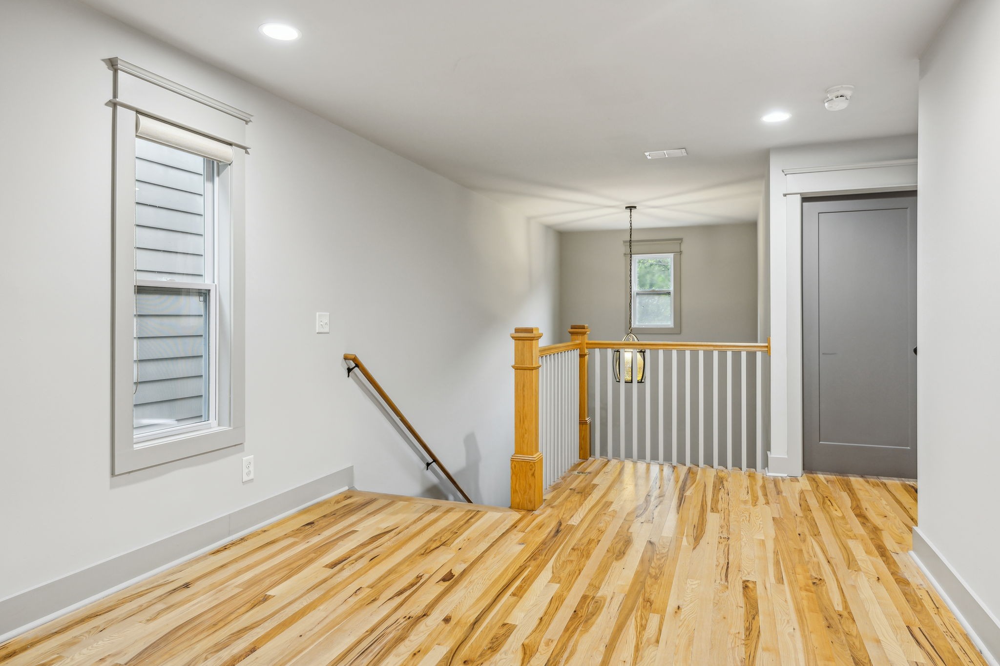 1203 Chester Ave Property Photo 28