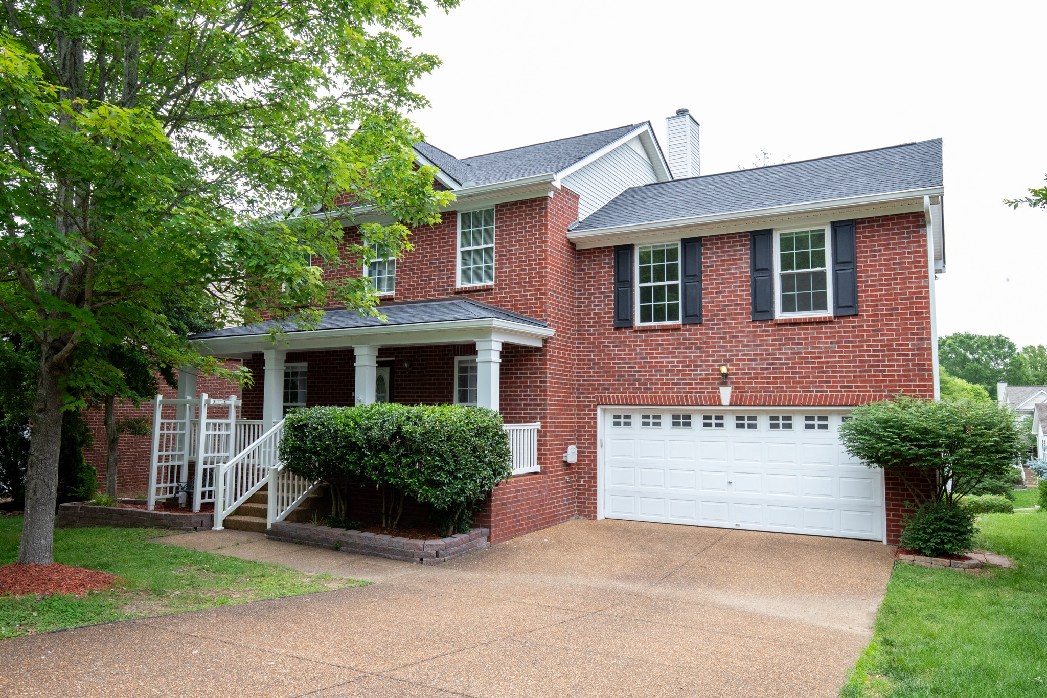 1106 Olde Cameron Ln Property Photo 1