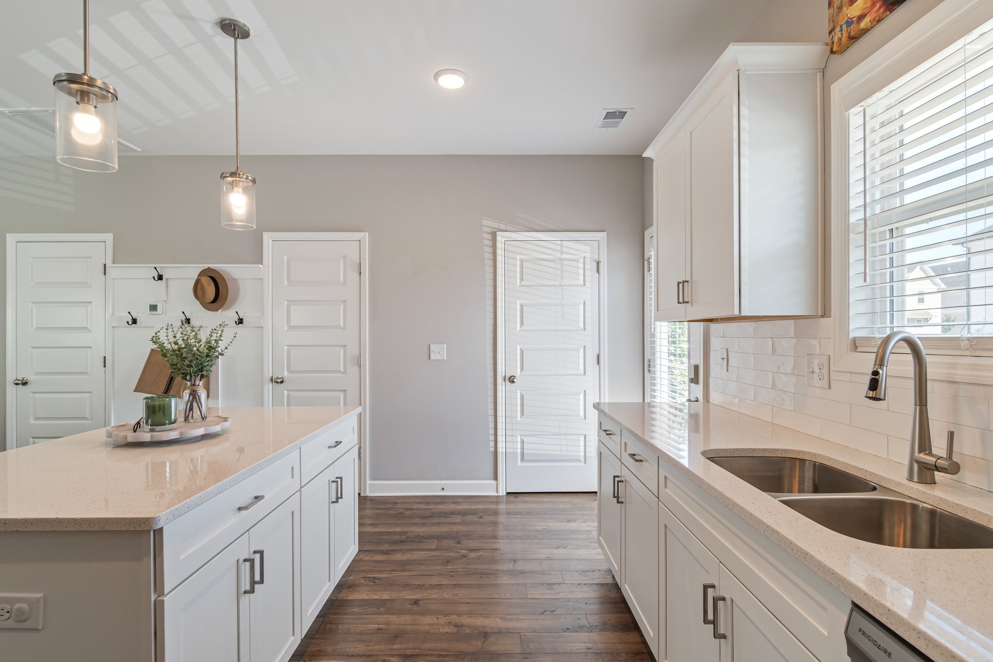 2552 Napa Valley Way Property Photo 7
