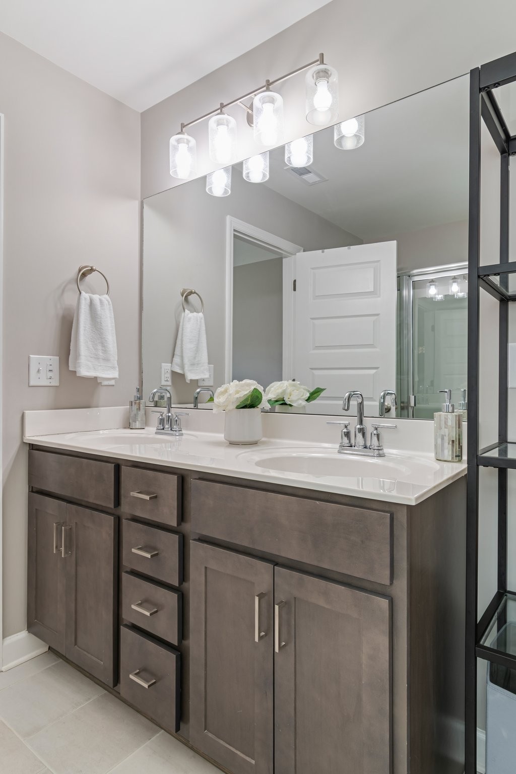 2552 Napa Valley Way Property Photo 34