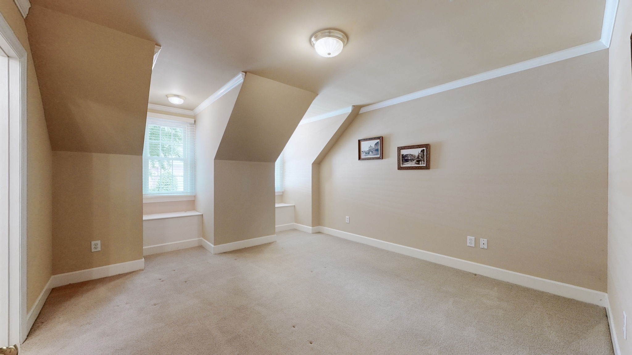 103 Doral Ln Property Photo 32