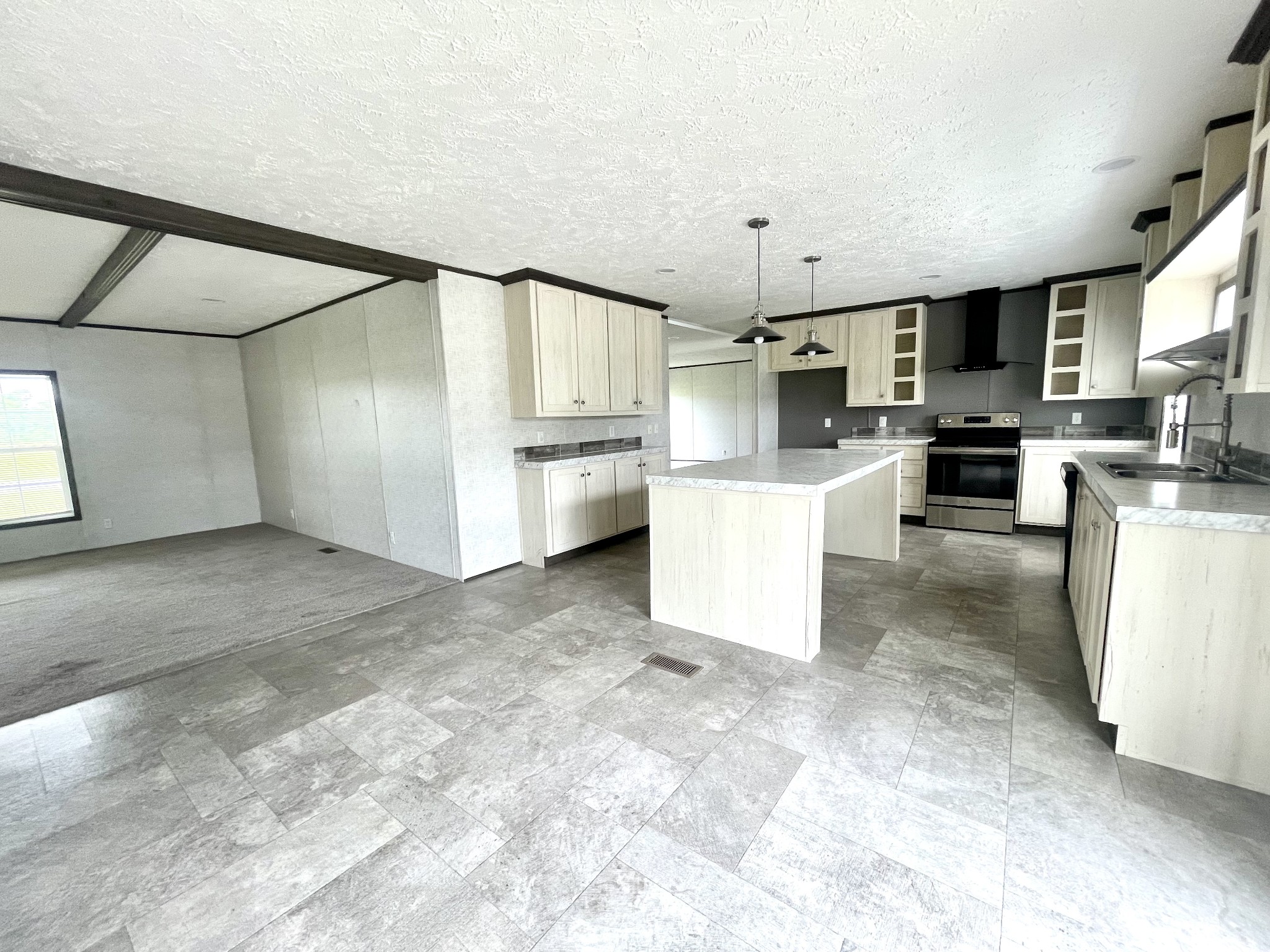263 Circle Dr Property Photo 8