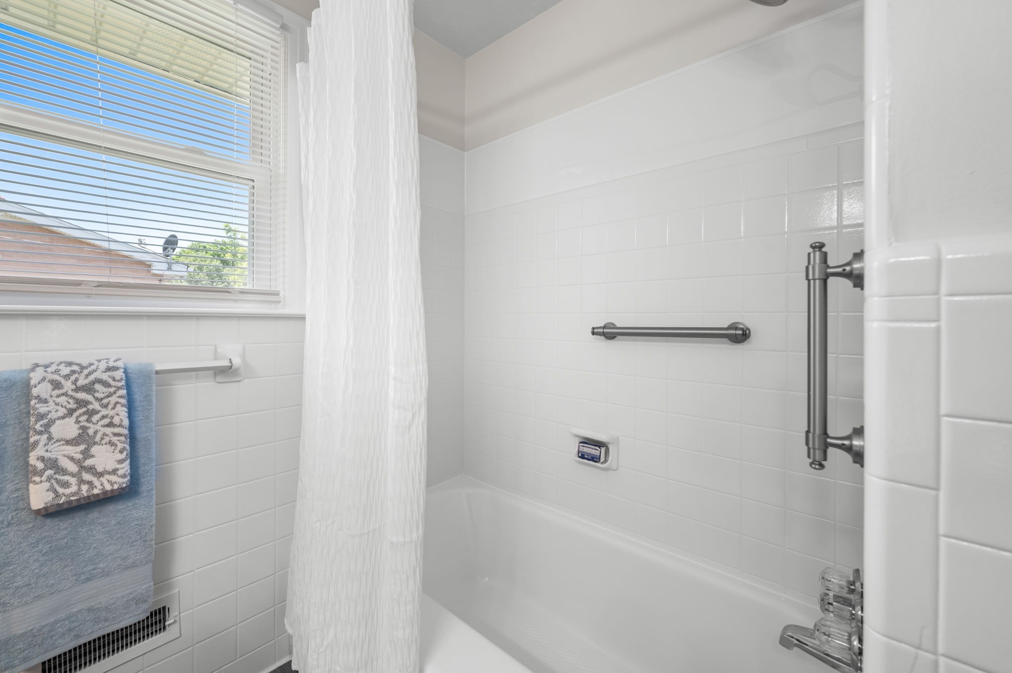 1619 Edgewood Dr Property Photo 13