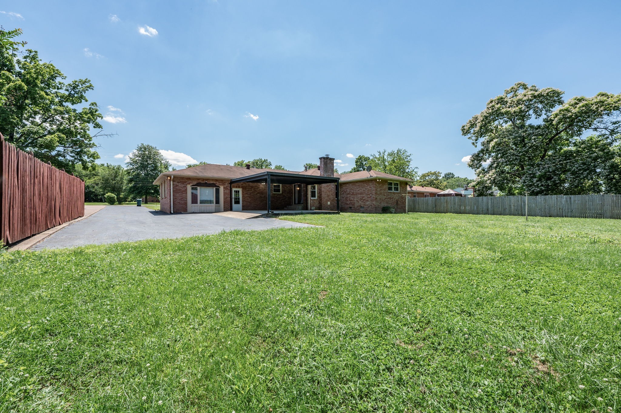 1619 Edgewood Dr Property Photo 44