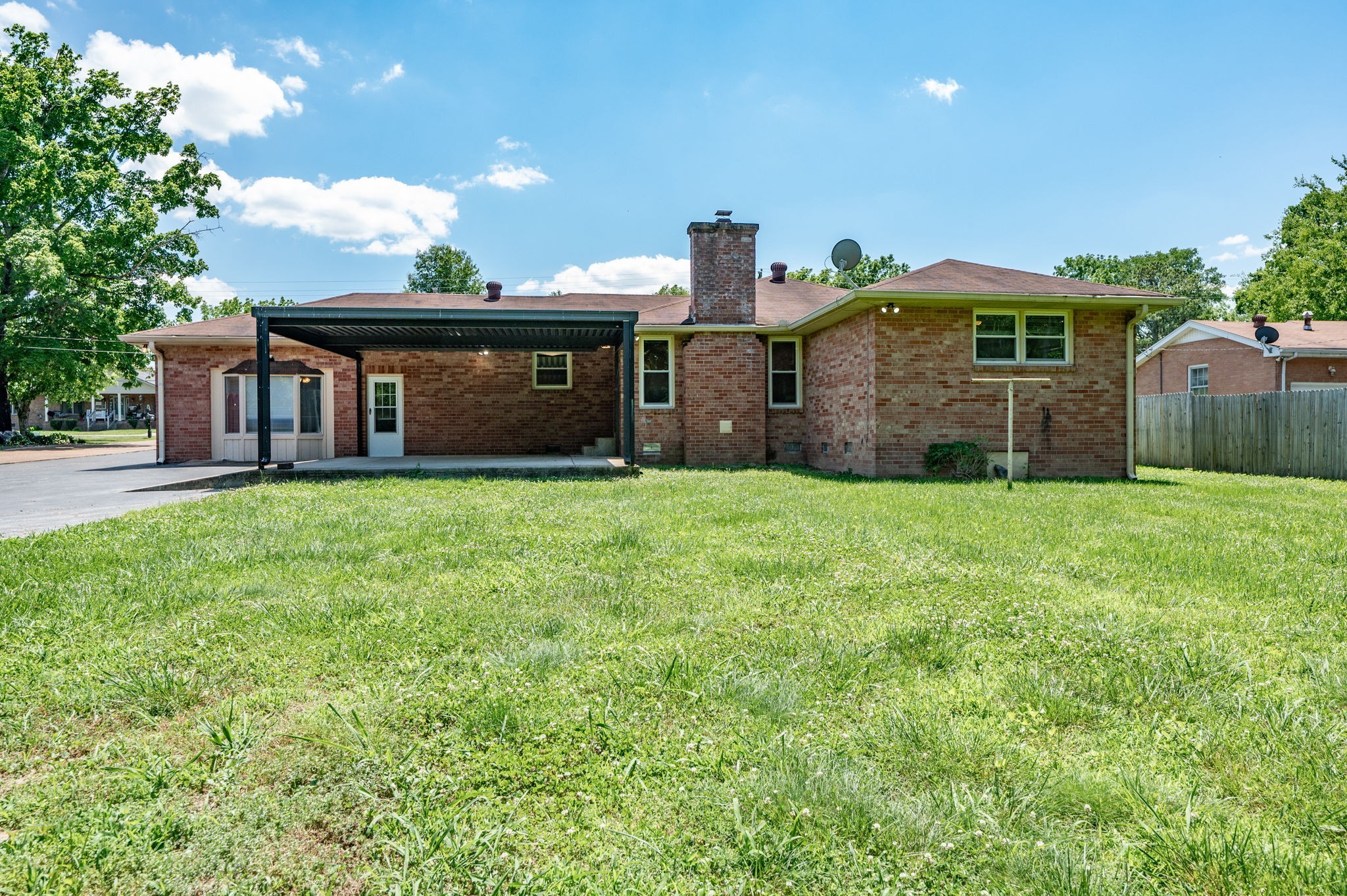 1619 Edgewood Dr Property Photo 45