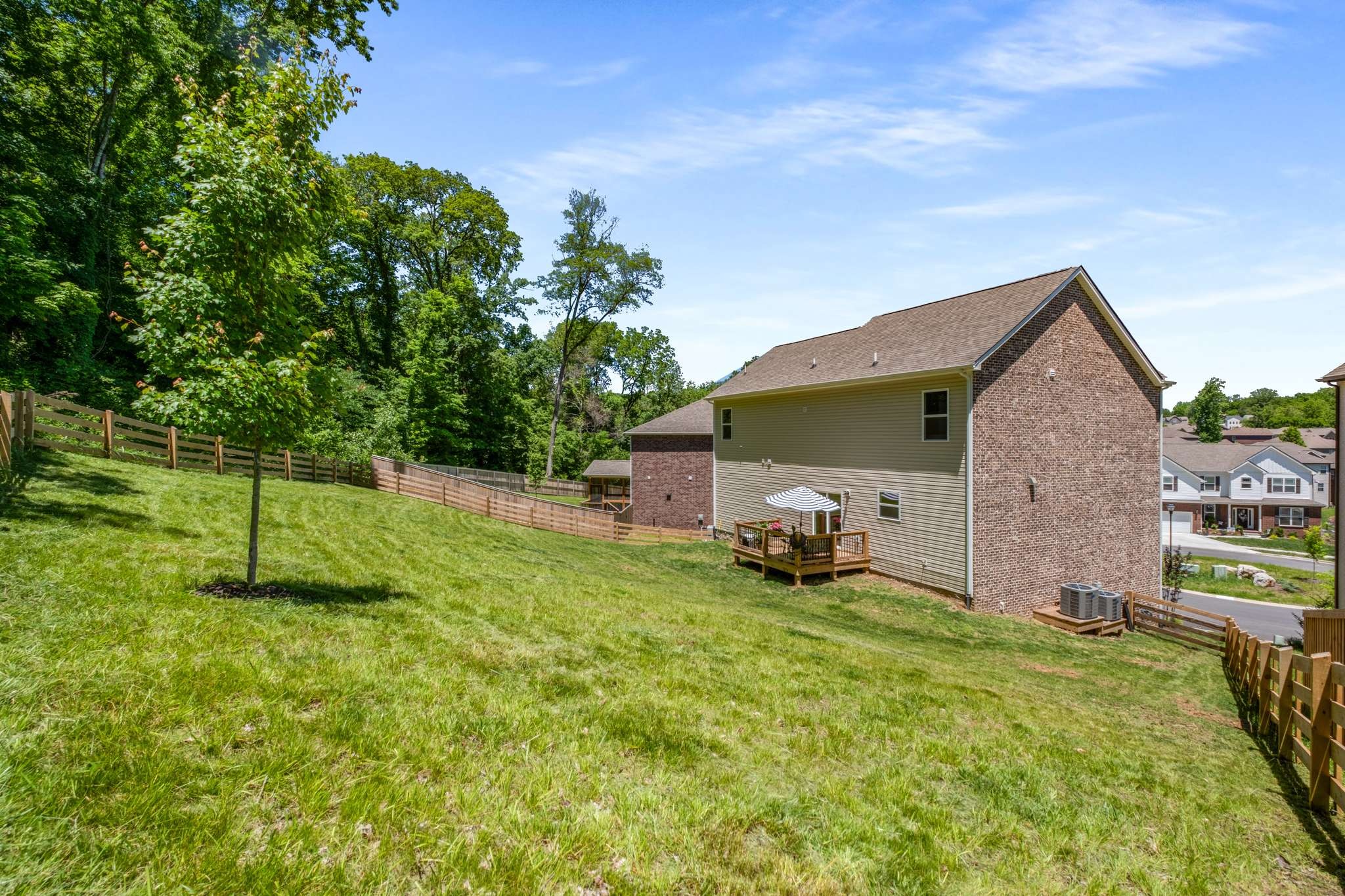 1133 Parklawn Drive Property Photo 16