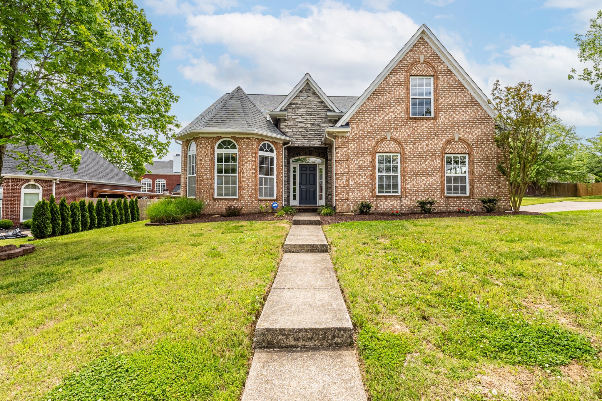 1085 Nealcrest Cir Property Photo 1