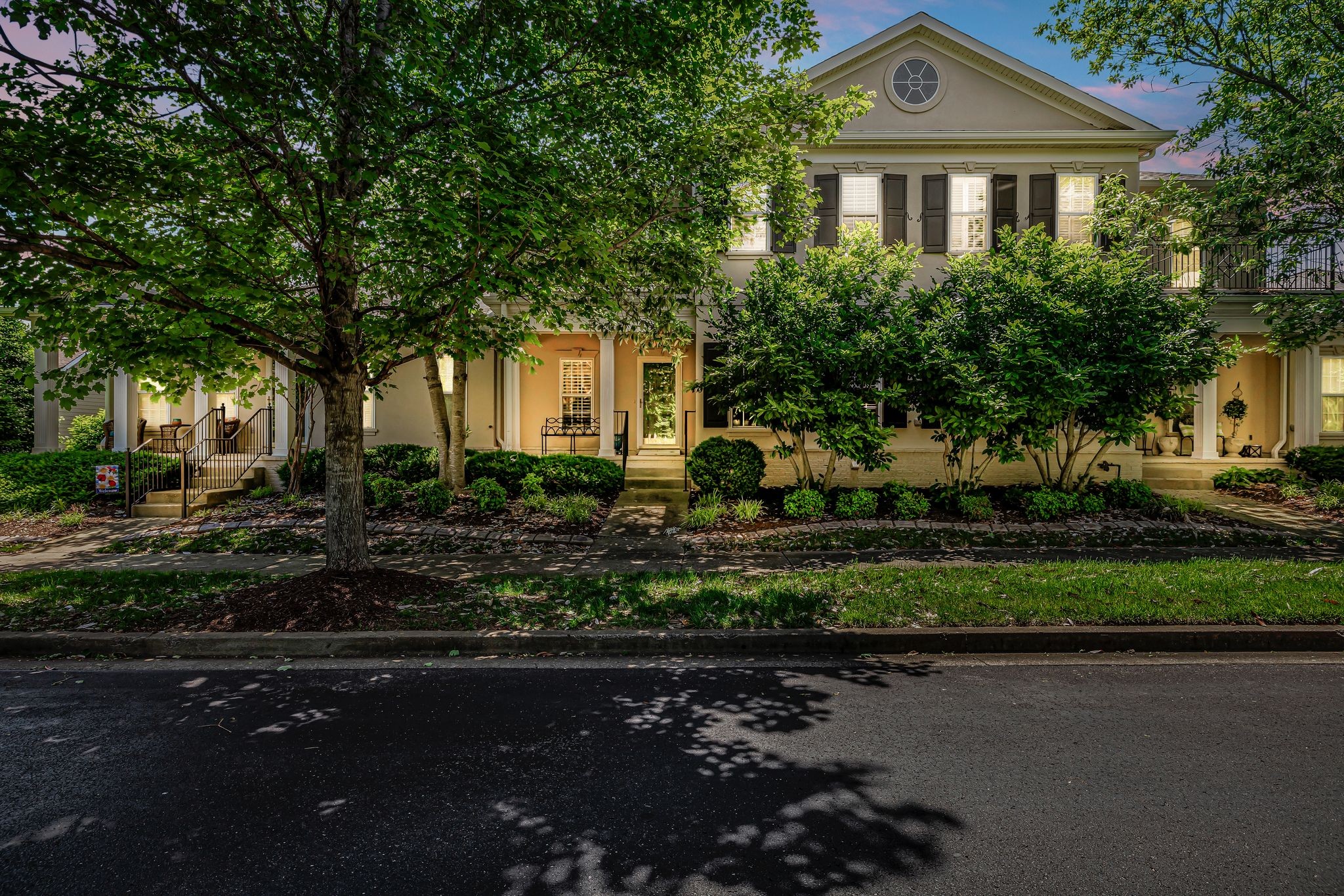 1552 Charleston Blvd Property Photo 1