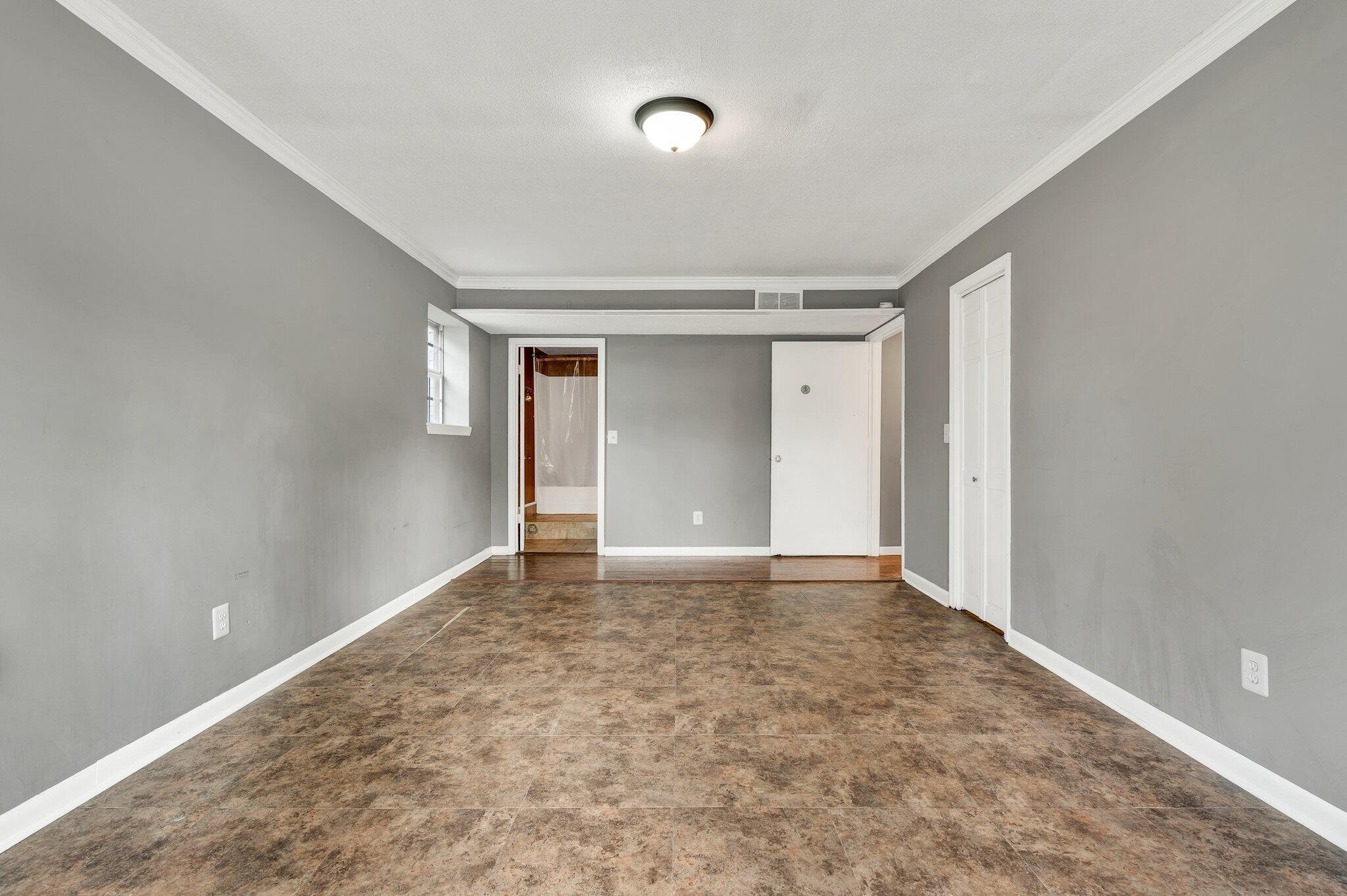 4028 Tomahawk Circle, Nw Property Photo 16