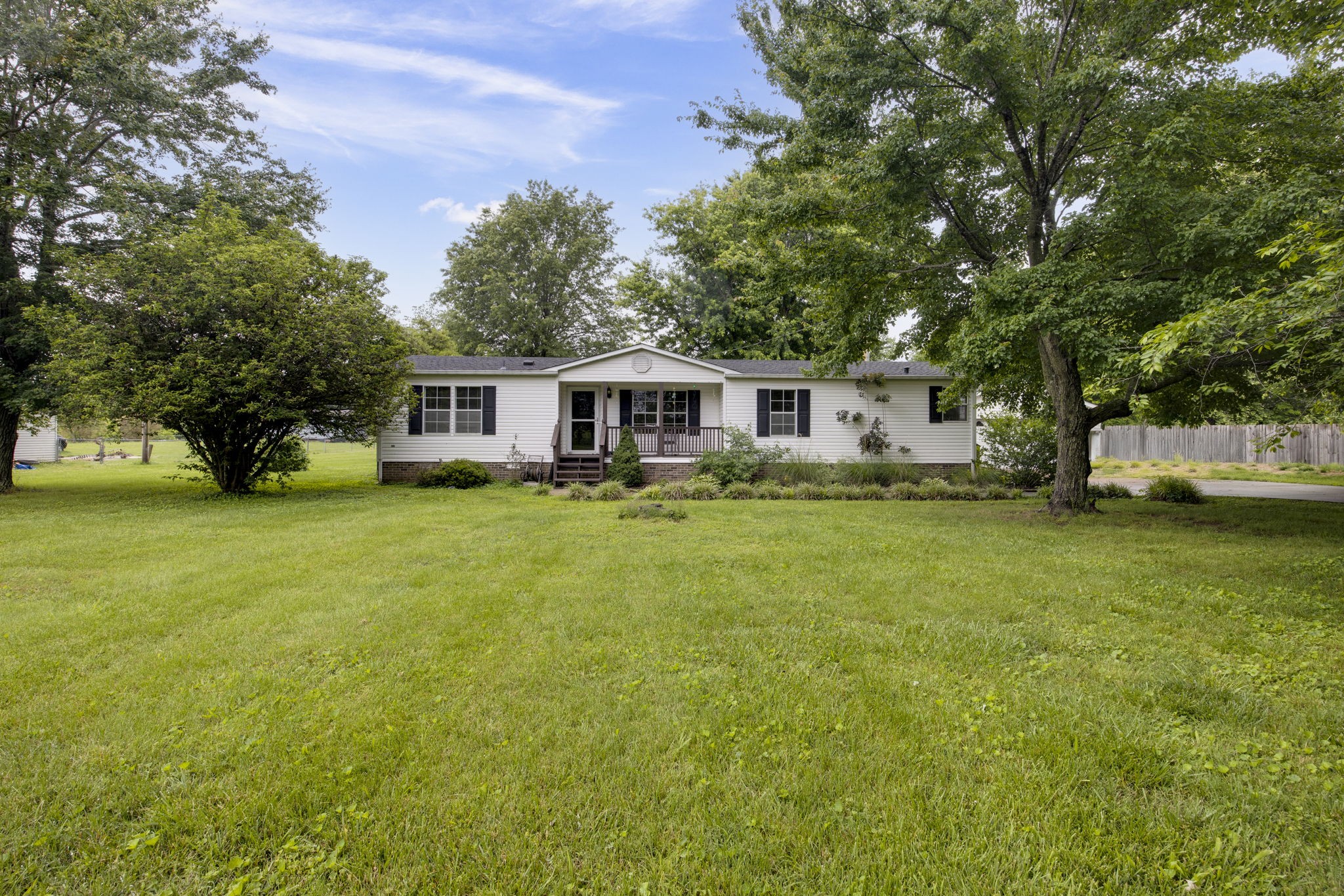 5661 Dixon Rd Property Photo 1