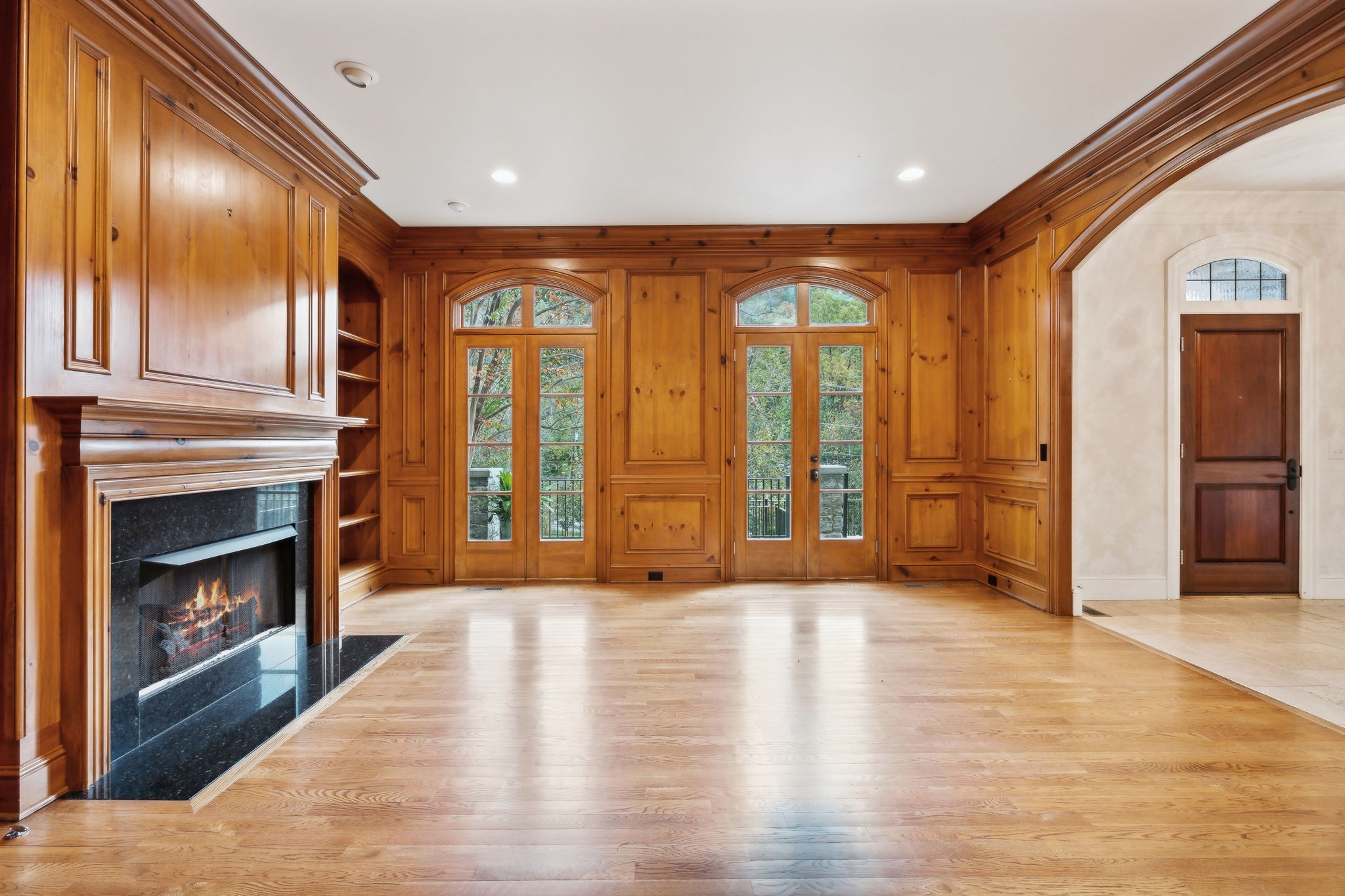 1810 Tyne Blvd Property Photo 21