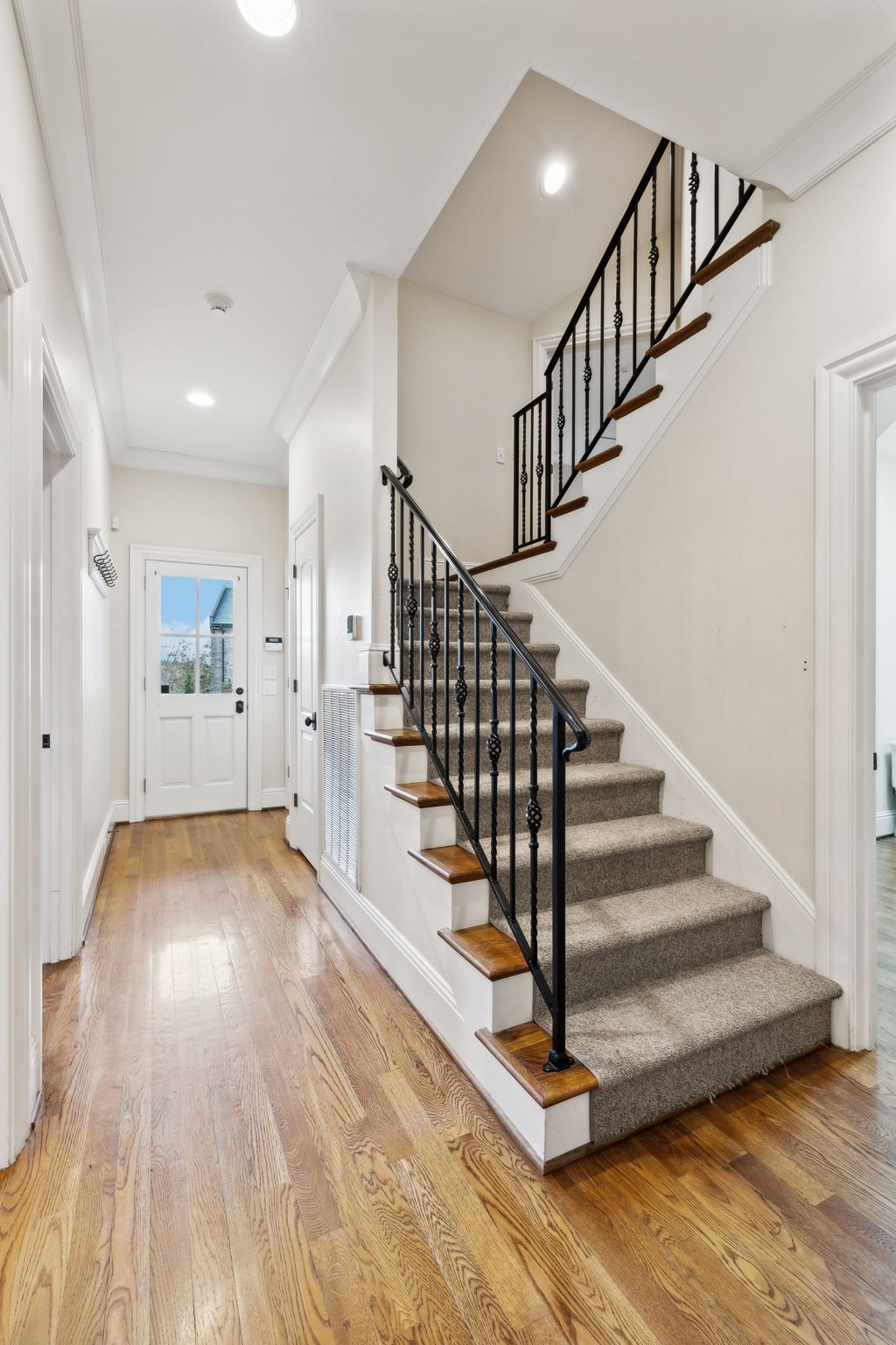 1810 Tyne Blvd Property Photo 33