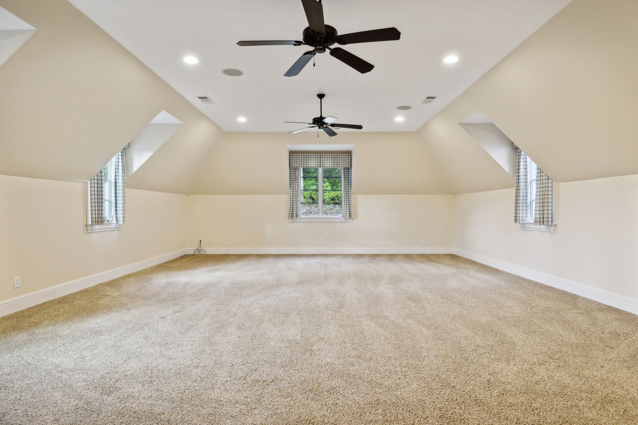 1810 Tyne Blvd Property Photo 62