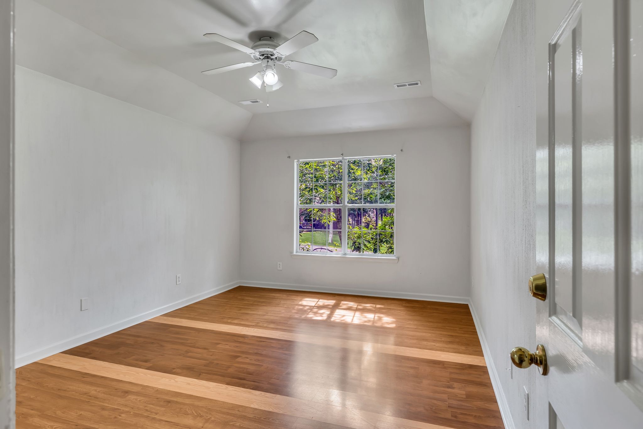 1510 Walnut Hills Dr Property Photo 19