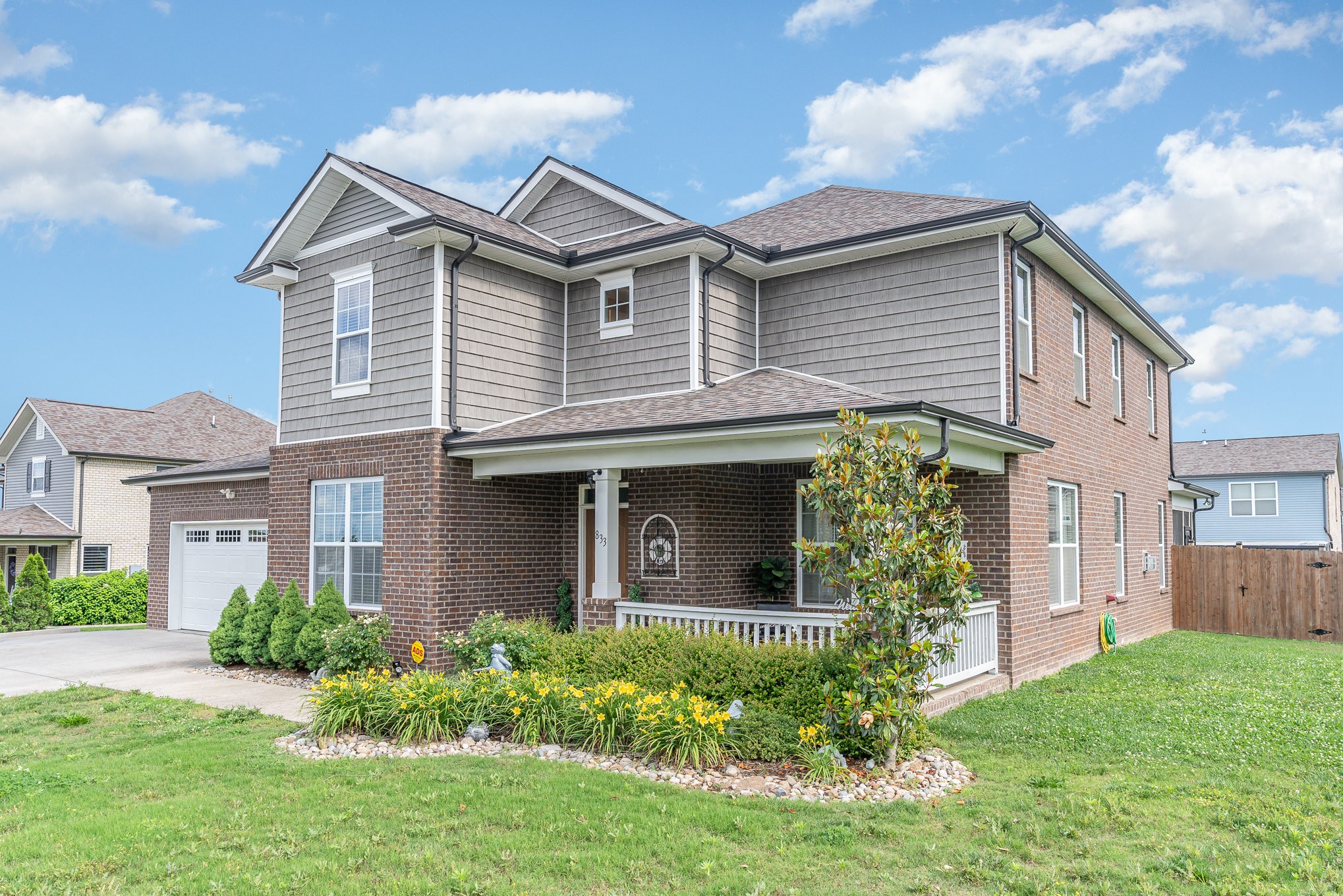 833 Clematis Dr