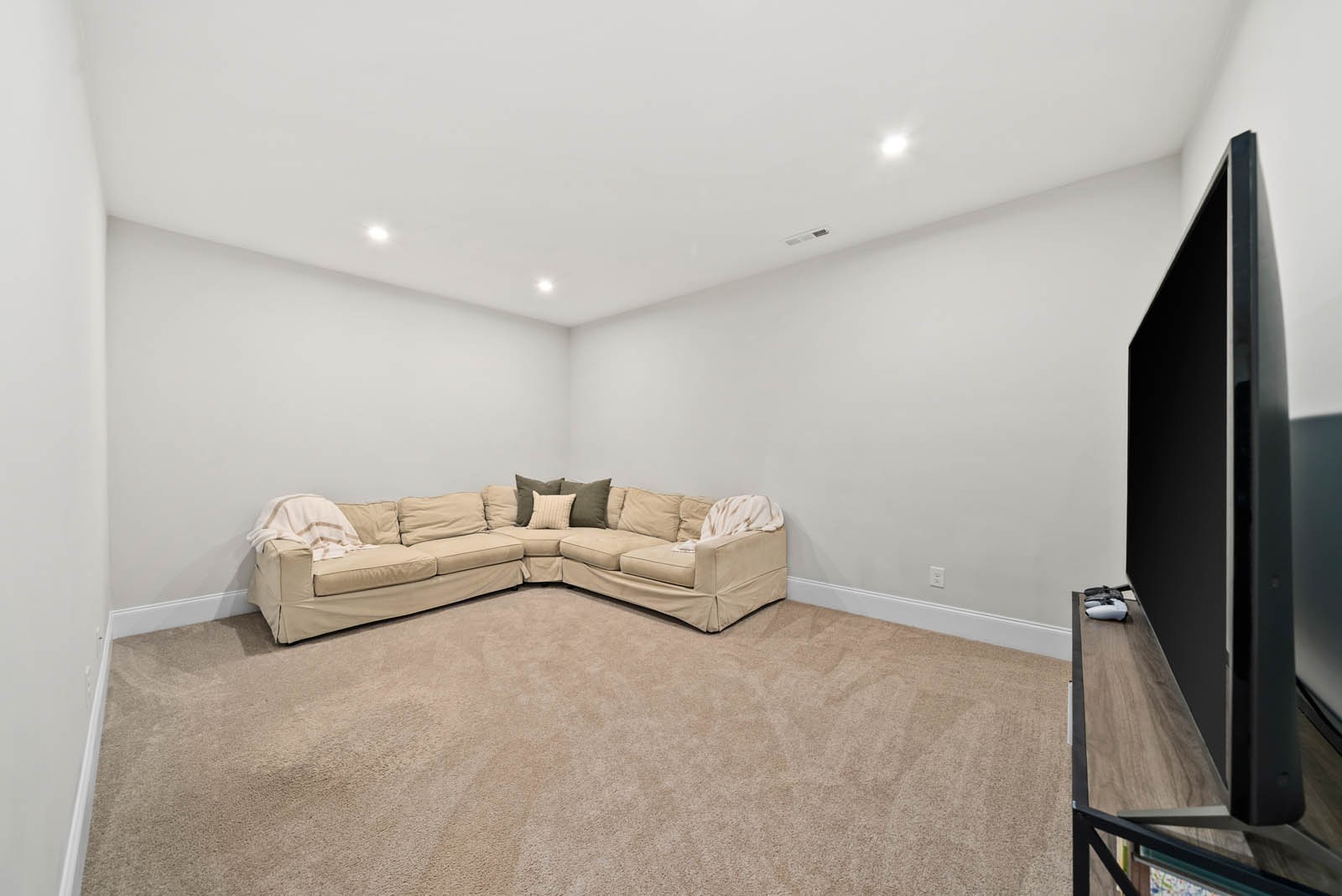 7023 Starnes Creek Blvd Property Photo 32