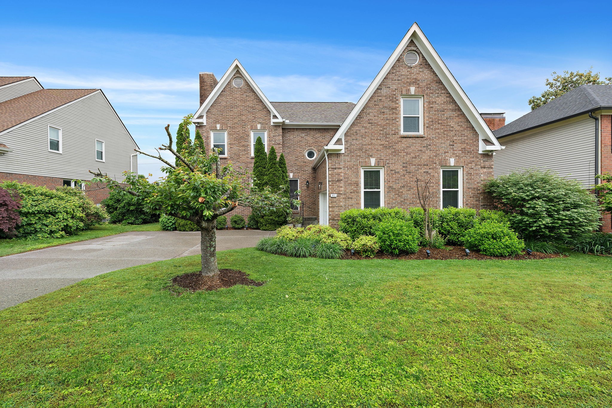 615 Copperfield Ct Property Photo 1