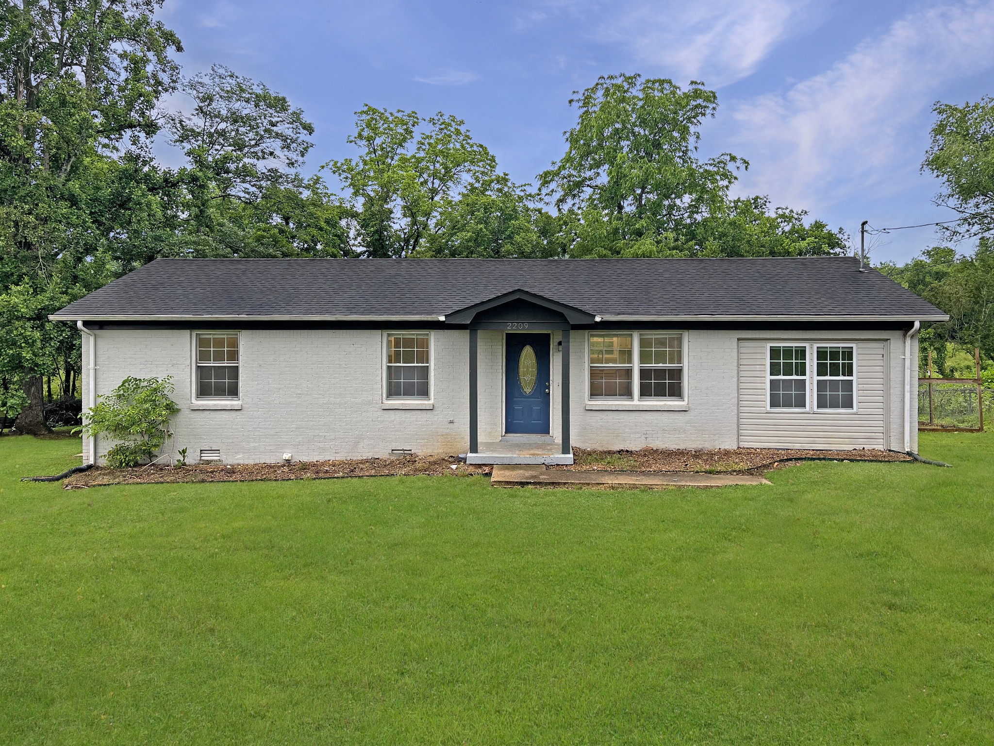 2209 Trotwood Dr Property Photo 1