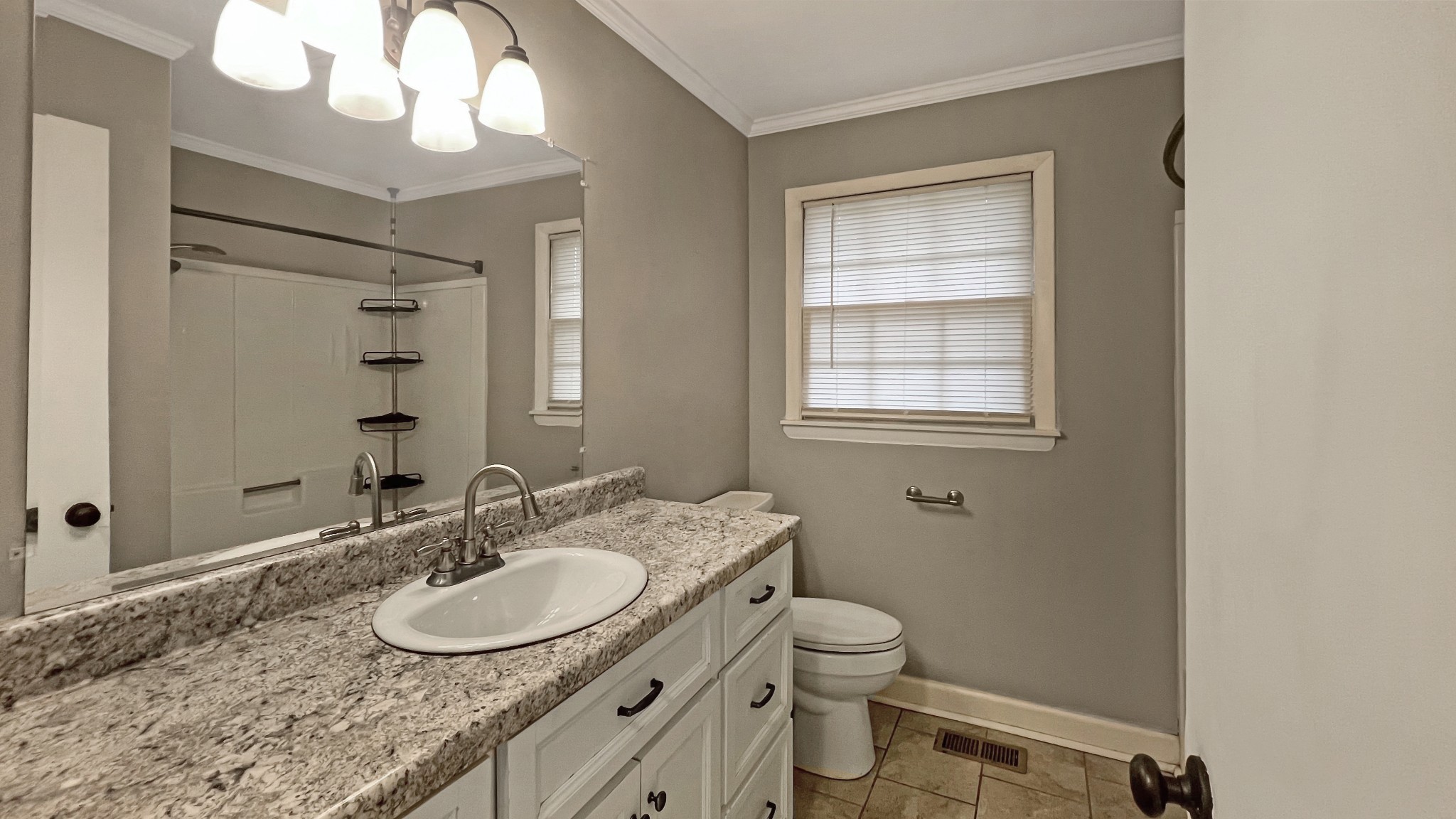 2209 Trotwood Dr Property Photo 14