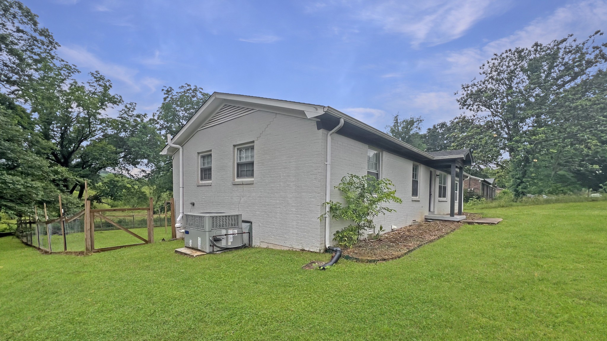 2209 Trotwood Dr Property Photo 22