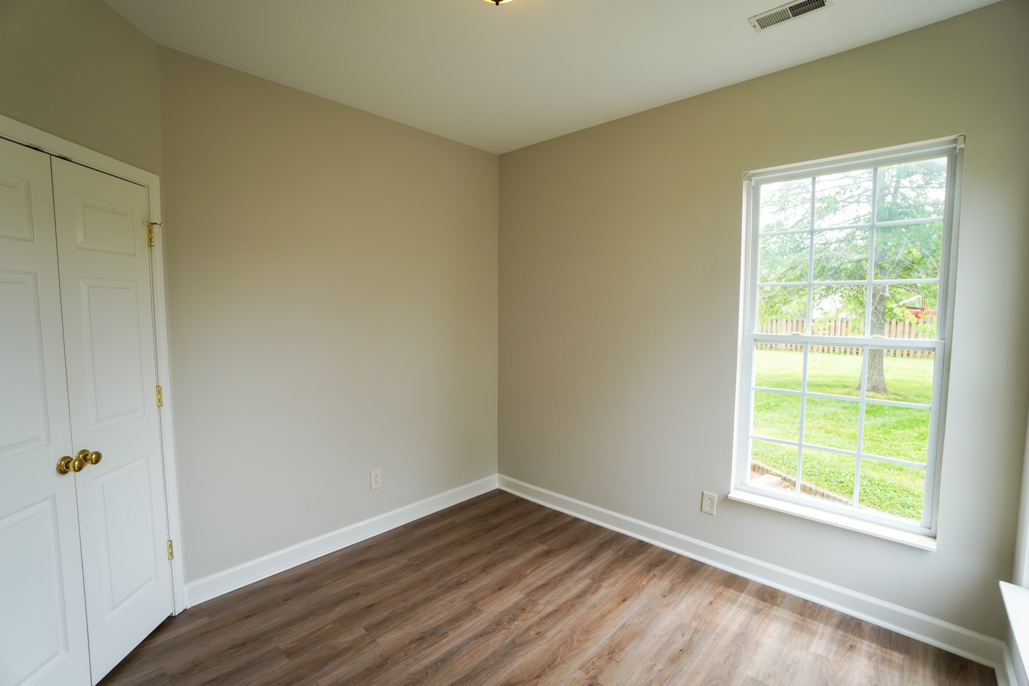 140 Settlers Way Property Photo 12