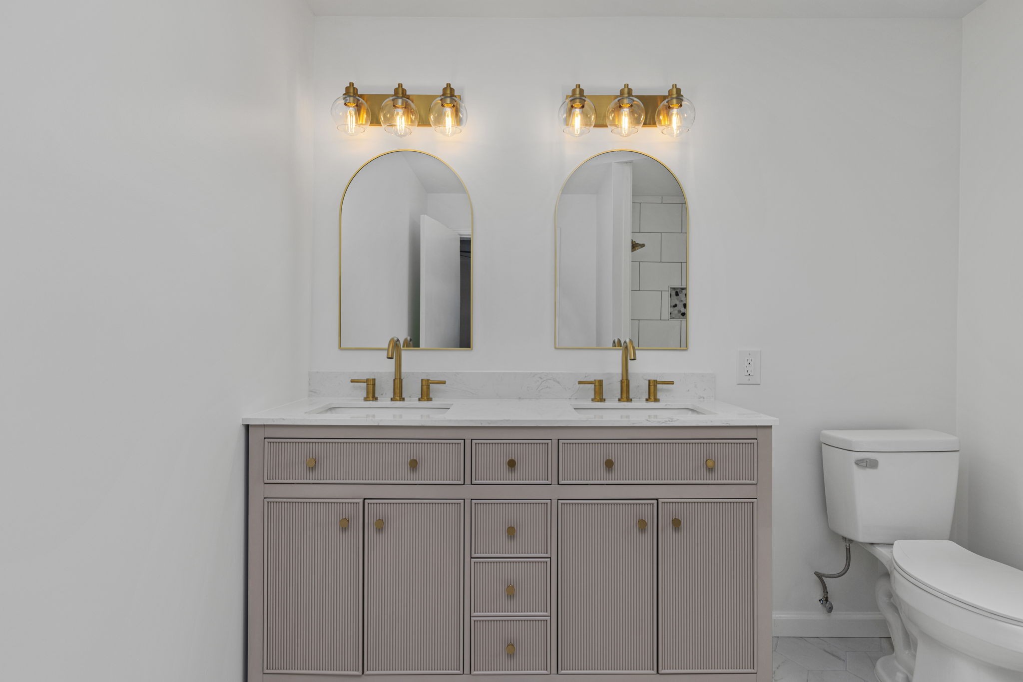 711 Ford Ave Property Photo 13