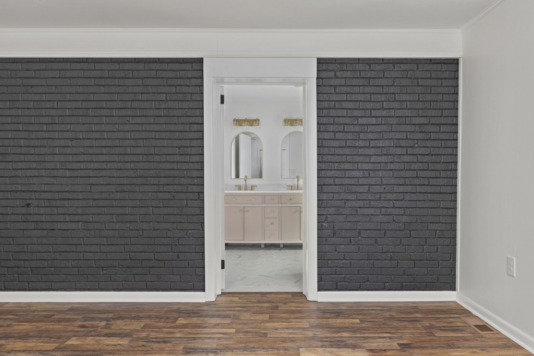 711 Ford Ave Property Photo 16