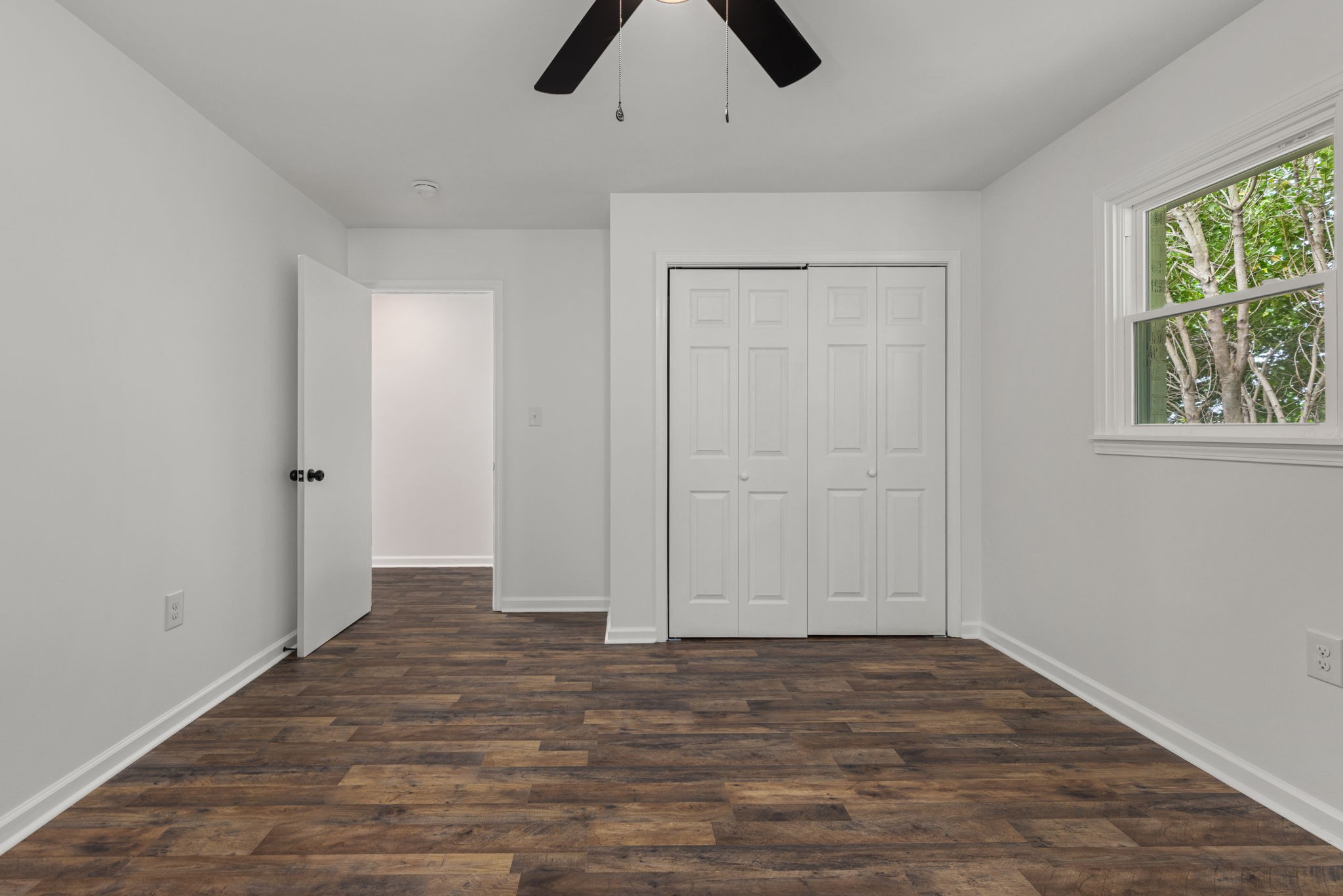 711 Ford Ave Property Photo 29