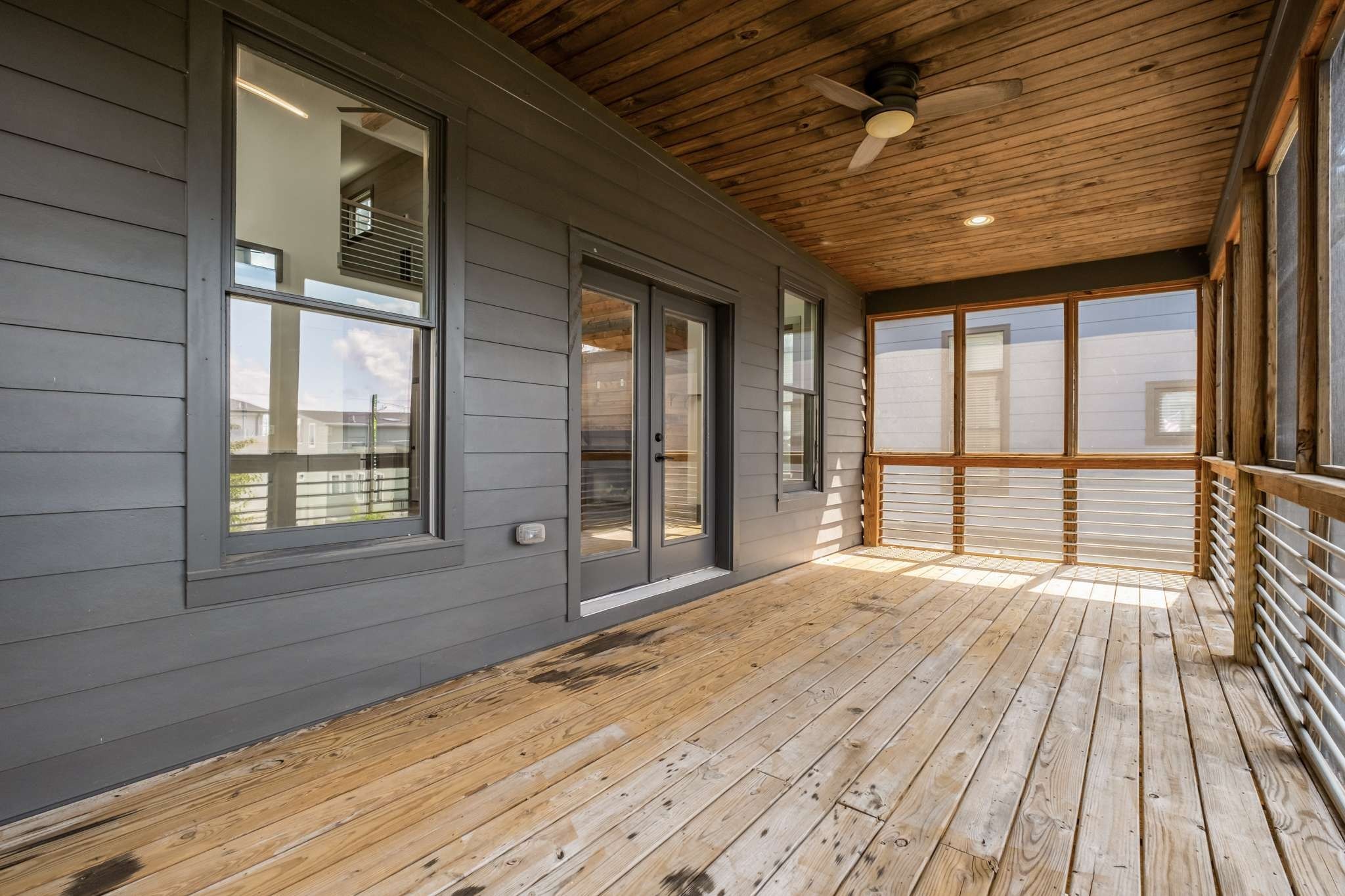 1108b Glenview Dr Property Photo 14