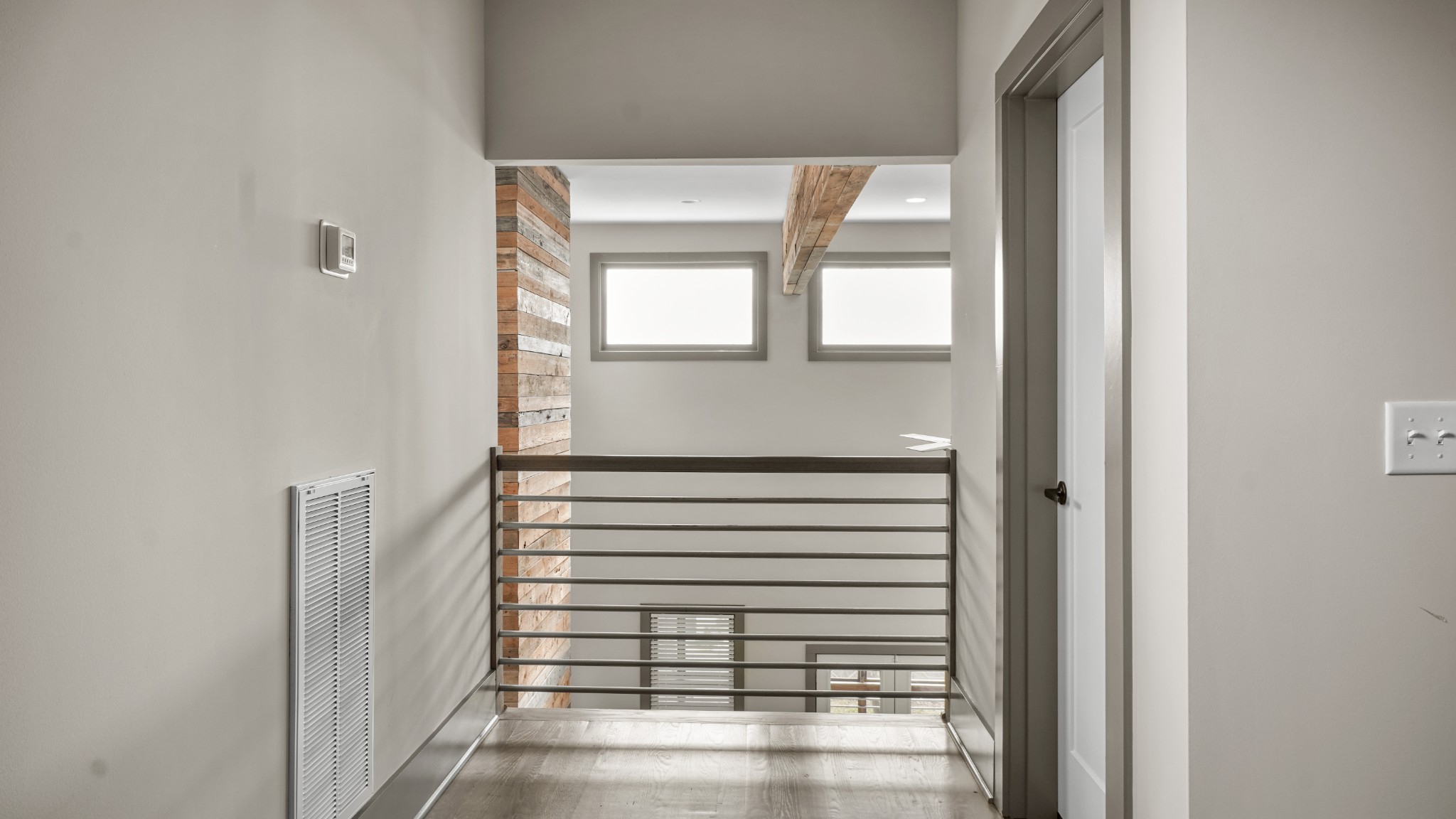 1108b Glenview Dr Property Photo 24