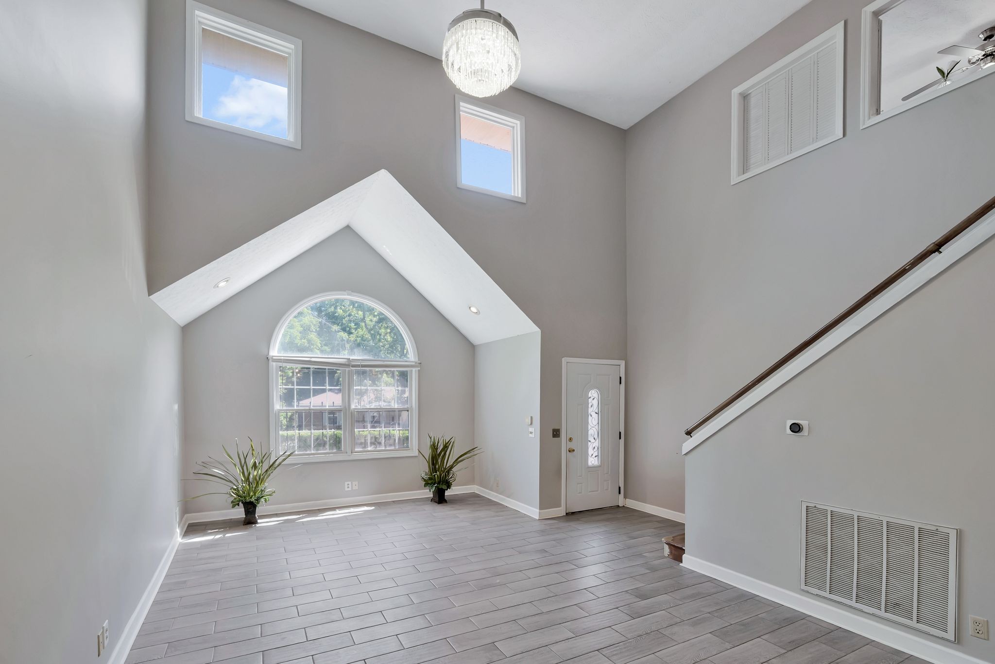 4905 Algonquin Trl Property Photo 6