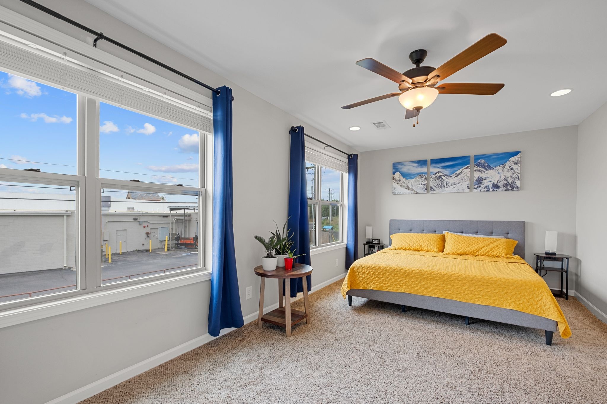 259 Signature Pl Property Photo 5