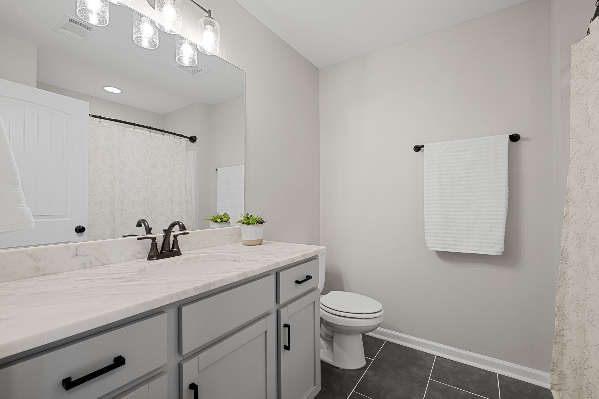 259 Signature Pl Property Photo 9