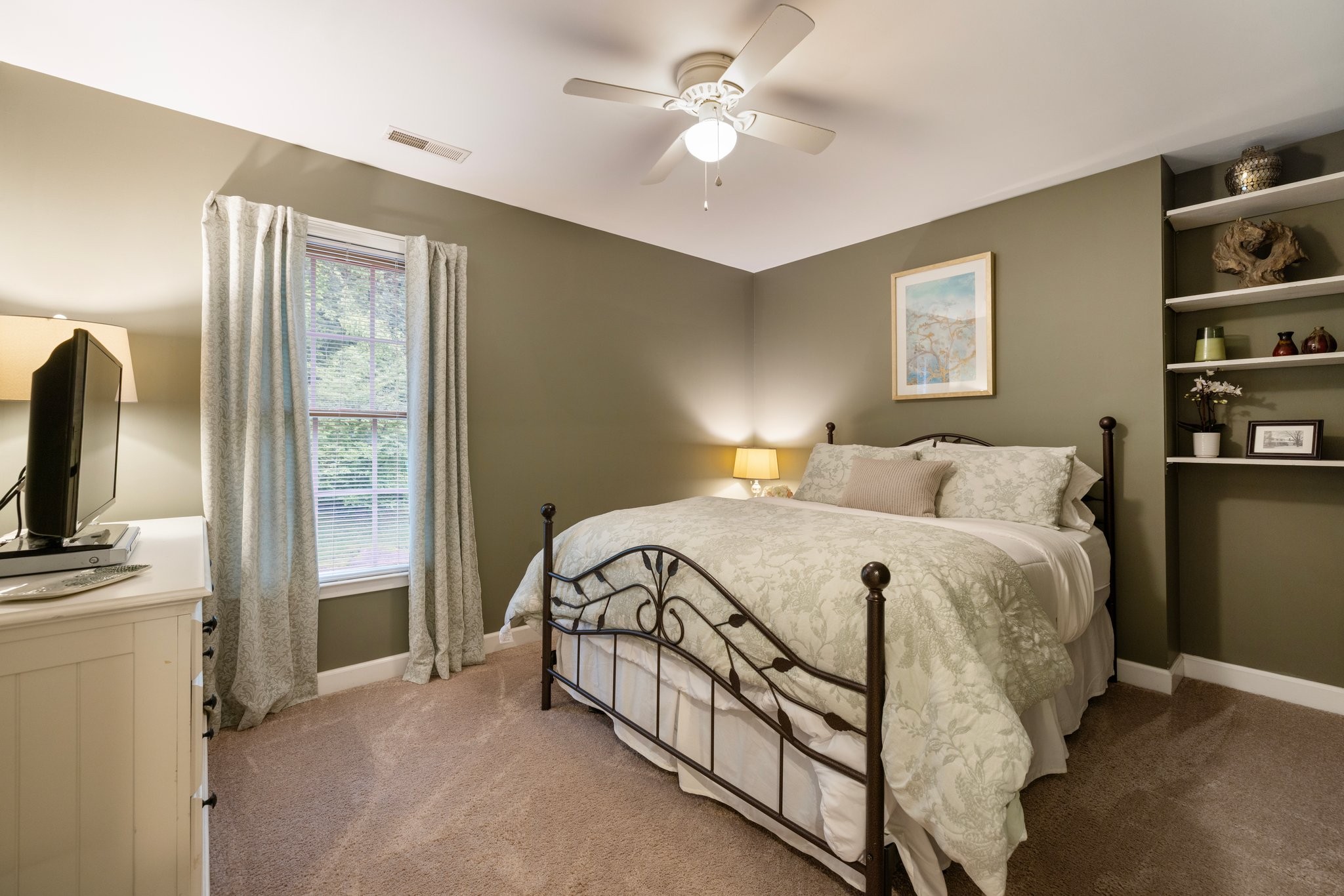 1008 Noble Cir Property Photo 29
