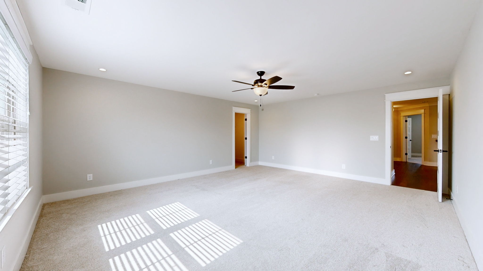 2713 Carousel Dr Property Photo 32