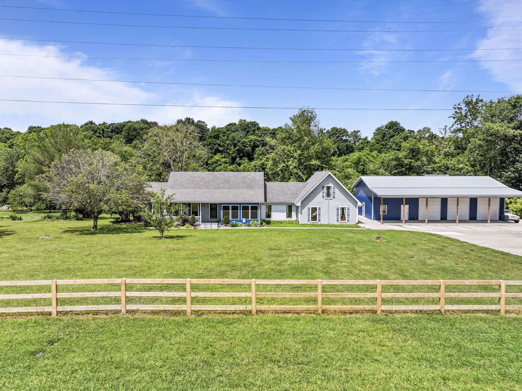 1313 Stayton Rd Property Photo 1