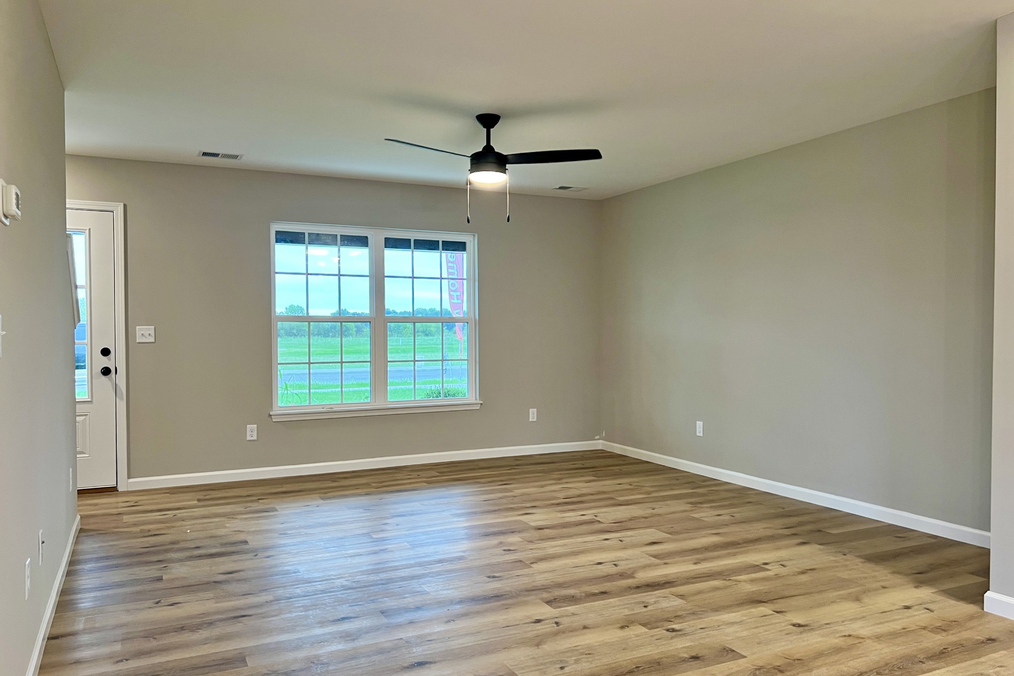 1101 Brook Court Property Photo 2