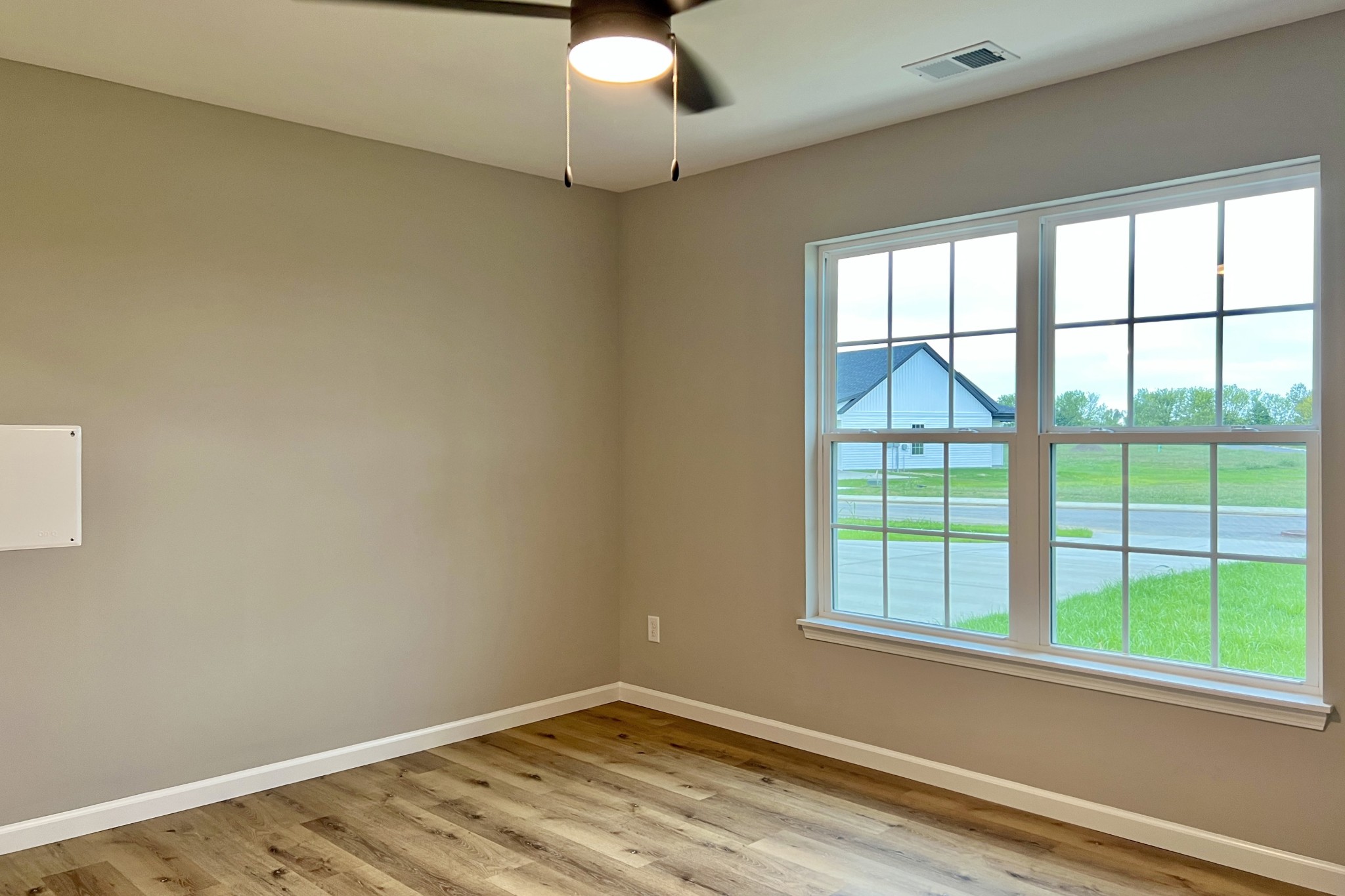 1101 Brook Court Property Photo 5